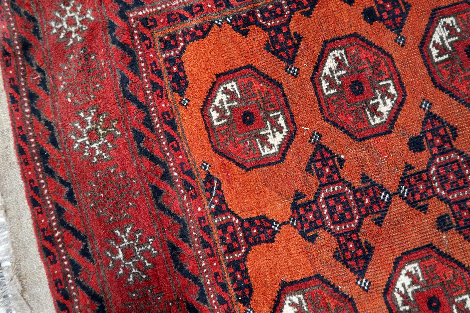 Handgefertigter antiker afghanischer Baluch-Teppich 3.8' x 4,8', 1920er Jahre - 1C1141 im Angebot 1
