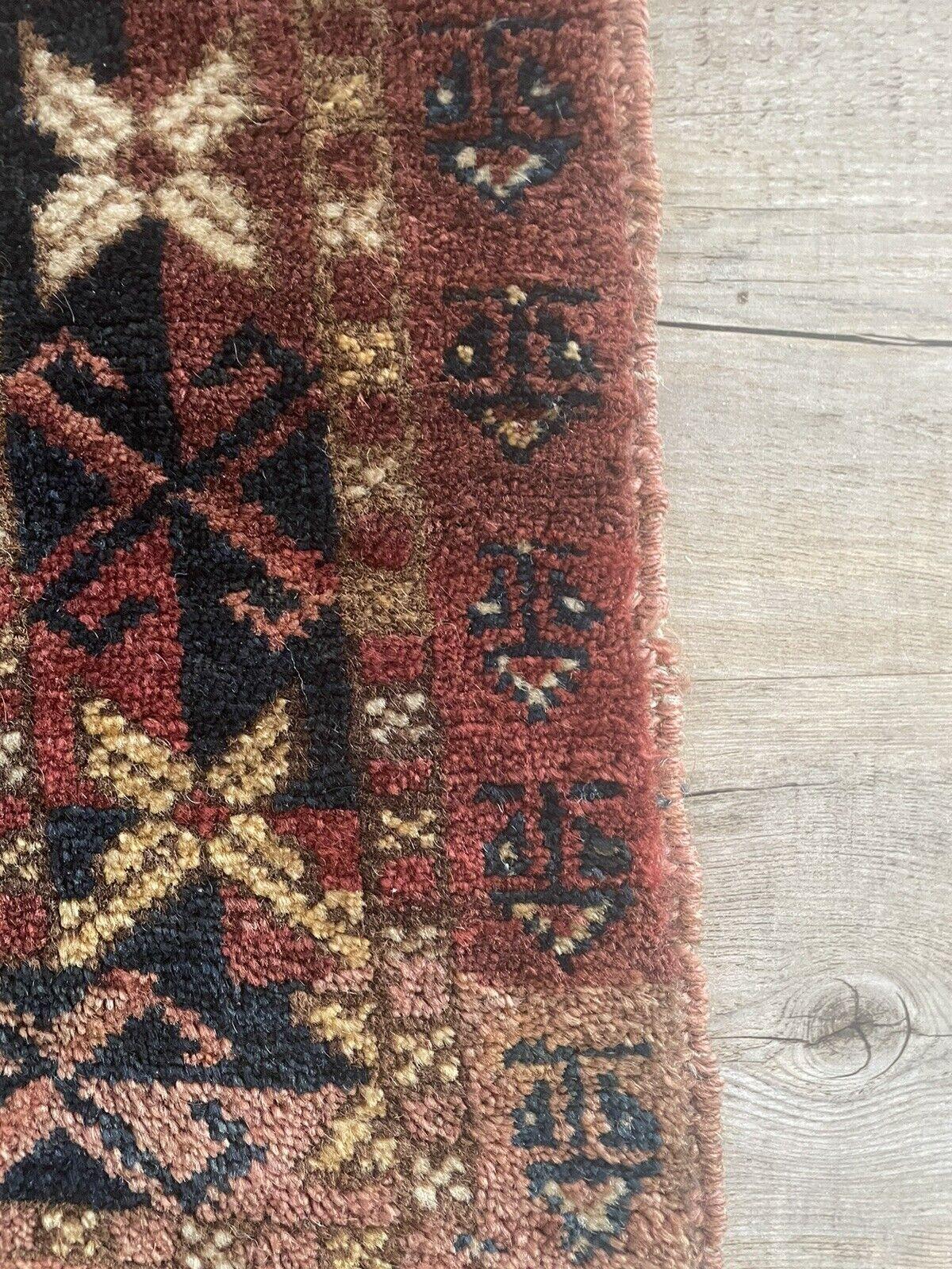 Handmade Antique Afghan Beshir Collectible Chuval Rug 1.5' x 4.8', 1900s - 1N11 For Sale 7