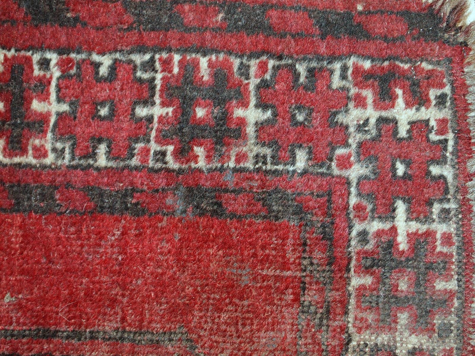 Handmade Antique Afghan Ersari Rug, 1900s, 1C620 In Fair Condition In Bordeaux, FR