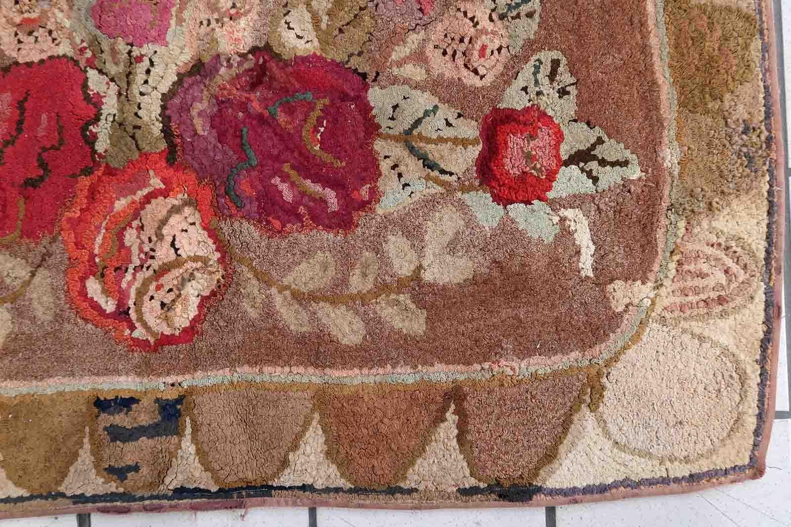Tapis crocheté américain ancien fait à la main, années 1880, 1C993 État moyen - En vente à Bordeaux, FR