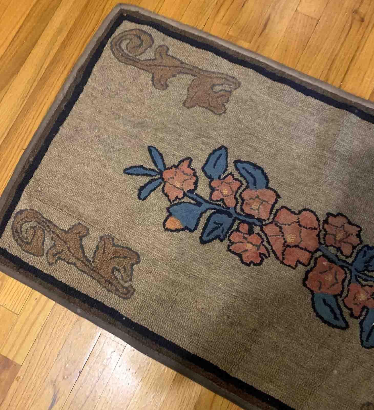 Handmade Antique American Hooked Rug, 1900s, 1B895 In Good Condition For Sale In Bordeaux, FR