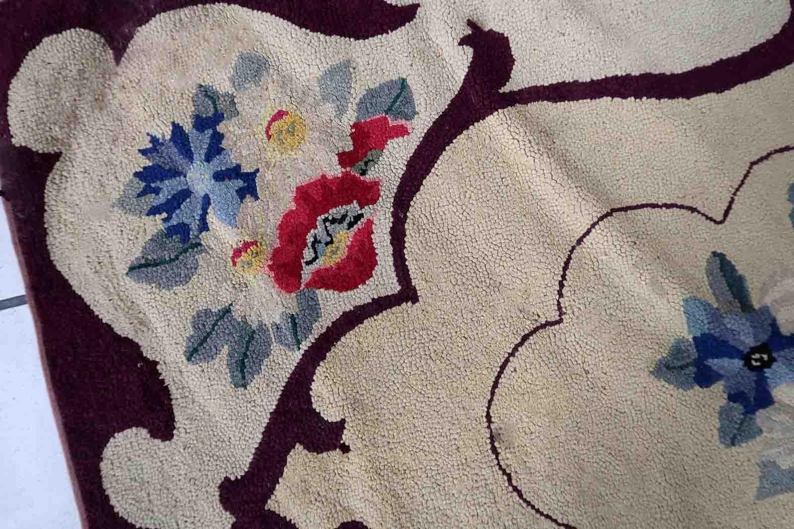 Handmade Antique American Hooked Rug, 1900s, 1C980 In Fair Condition For Sale In Bordeaux, FR