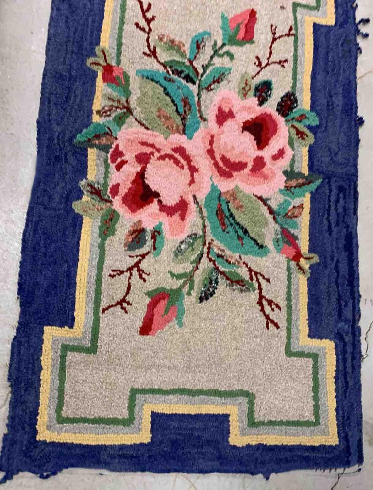Handmade Antique American Hooked Rug, 1920s, 1B944 For Sale at 1stDibs