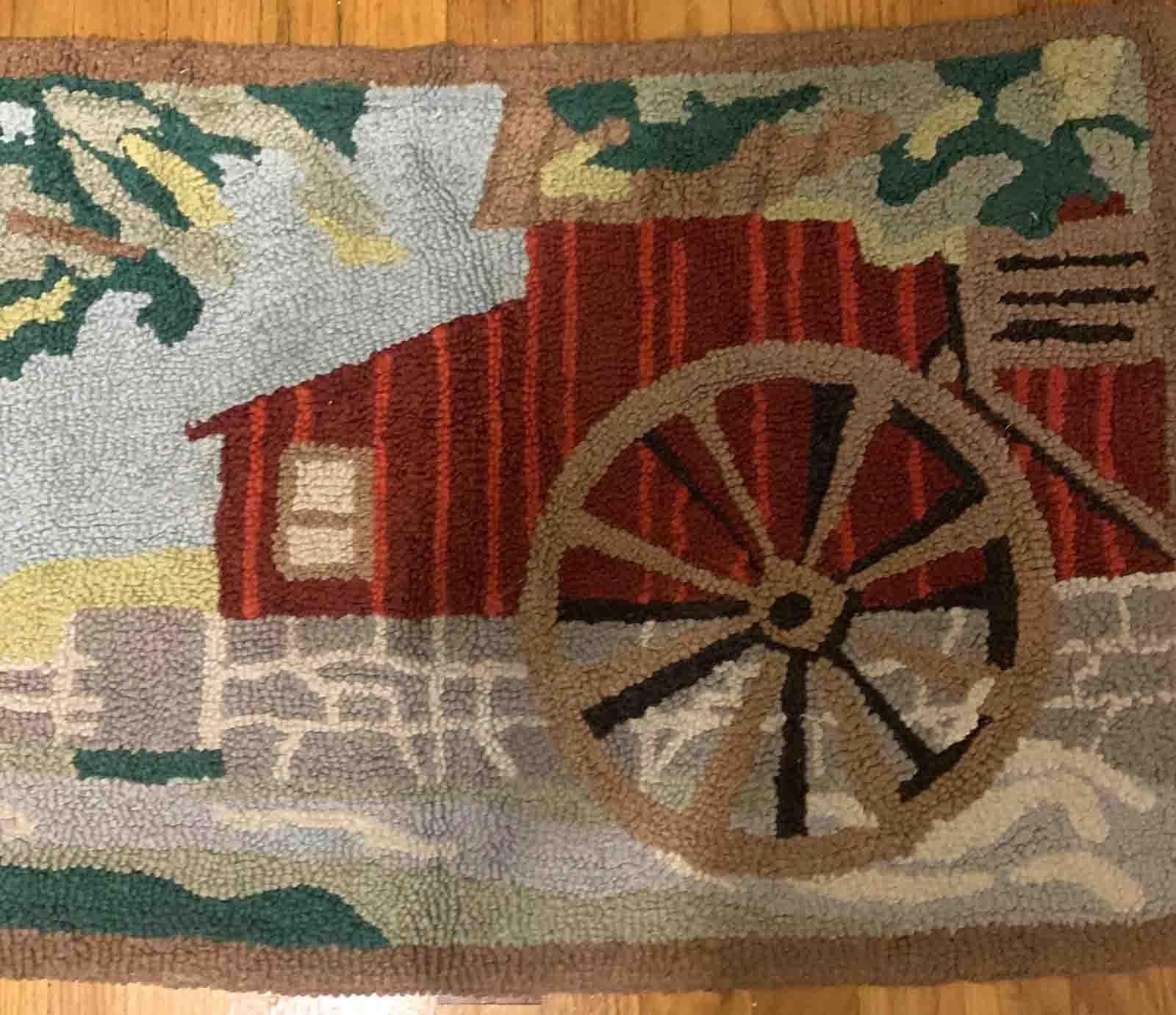 Mid-20th Century Handmade Antique American Hooked Rug, 1930s, 1B892 For Sale