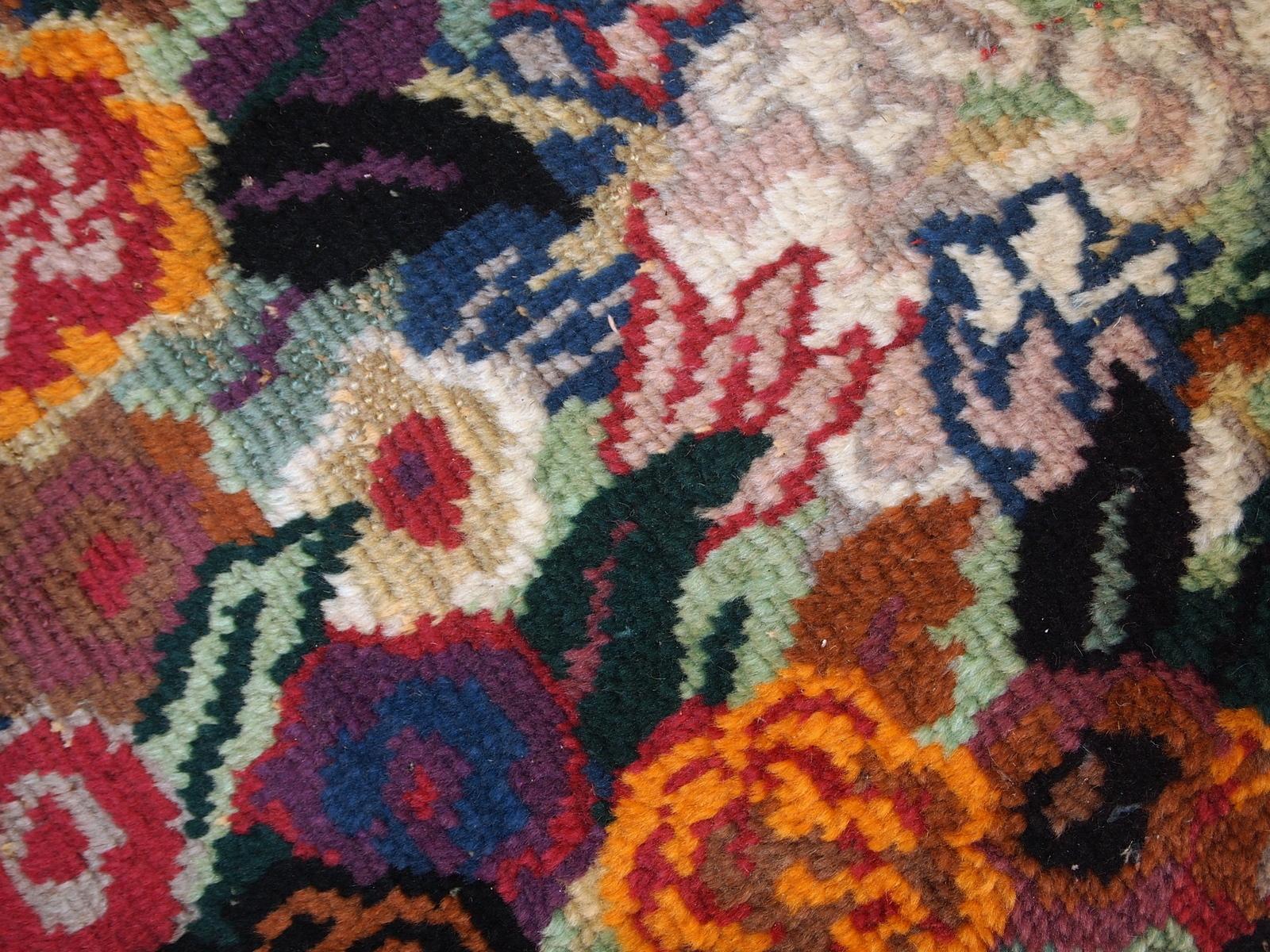 Tappeto artigianale Antique French, anni '20, 1C738 in vendita 1