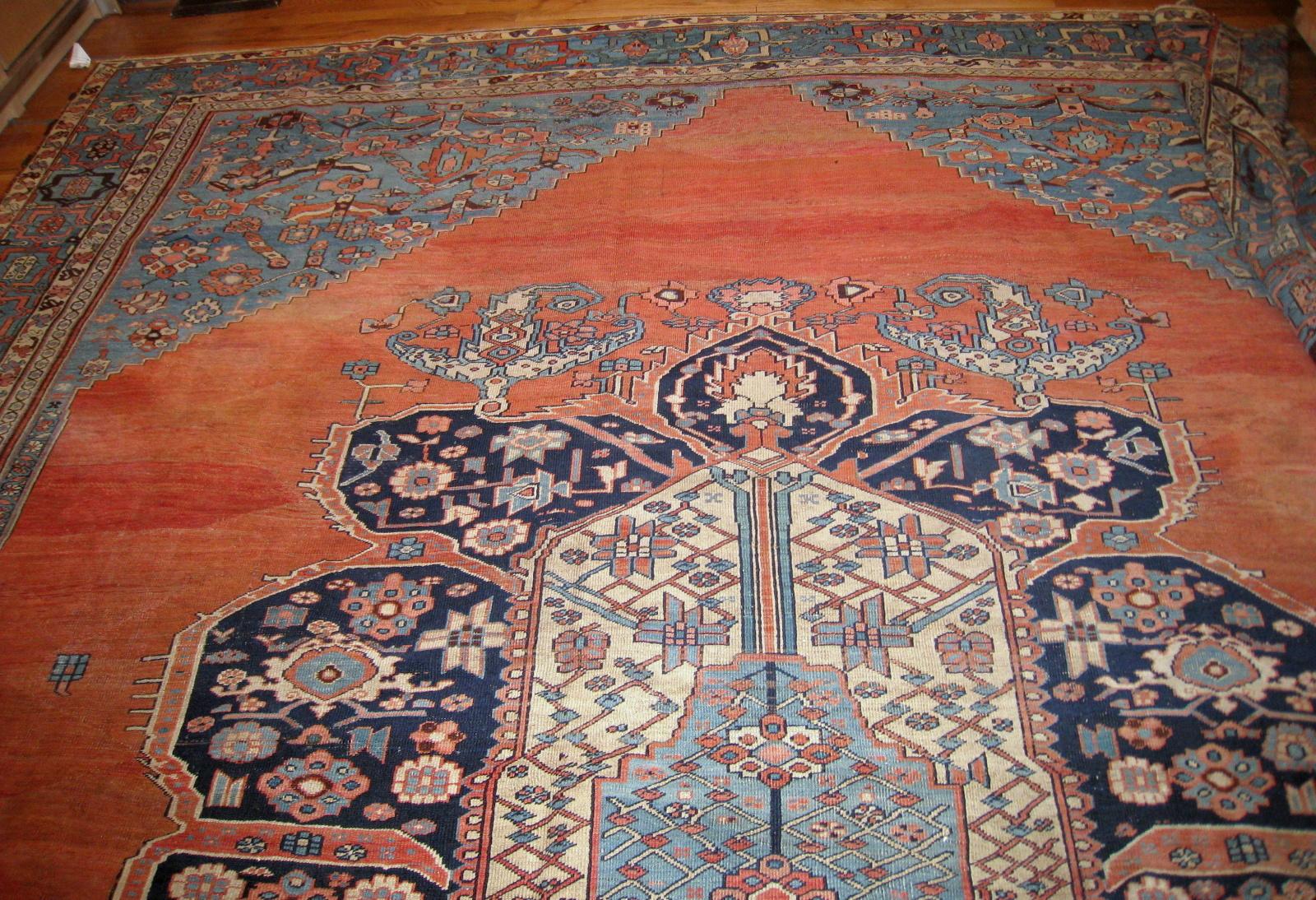 Handmade antique Bakshaish style fine weave rug in good condition. The rug is from the end of 19th century.

- Condition: Good,

- circa 1880s,

- Size: 11' x 15.7' (335cm x 478cm),

- Material: Wool,

- Country of origin: Middle