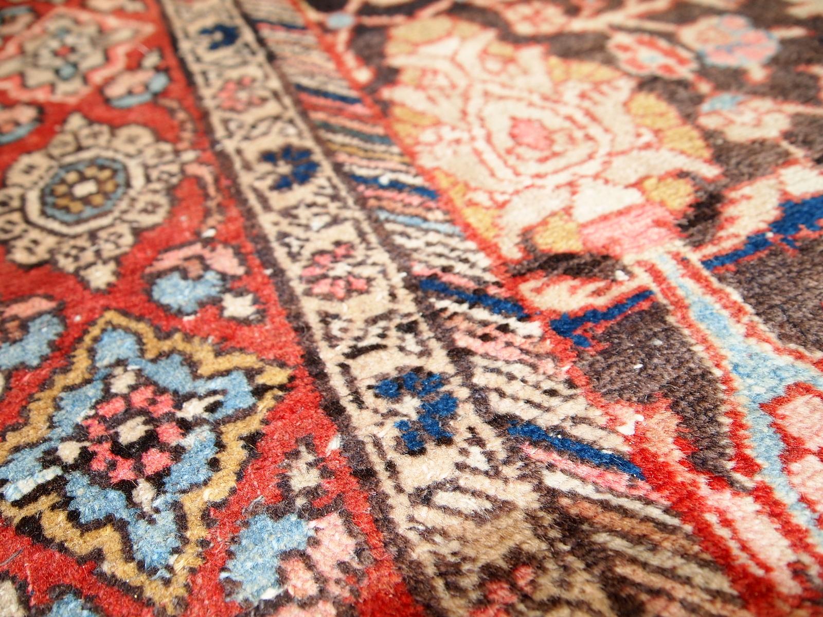 Handmade Antique Bidjar Style Rug, 1930s, 1C289 In Good Condition For Sale In Bordeaux, FR