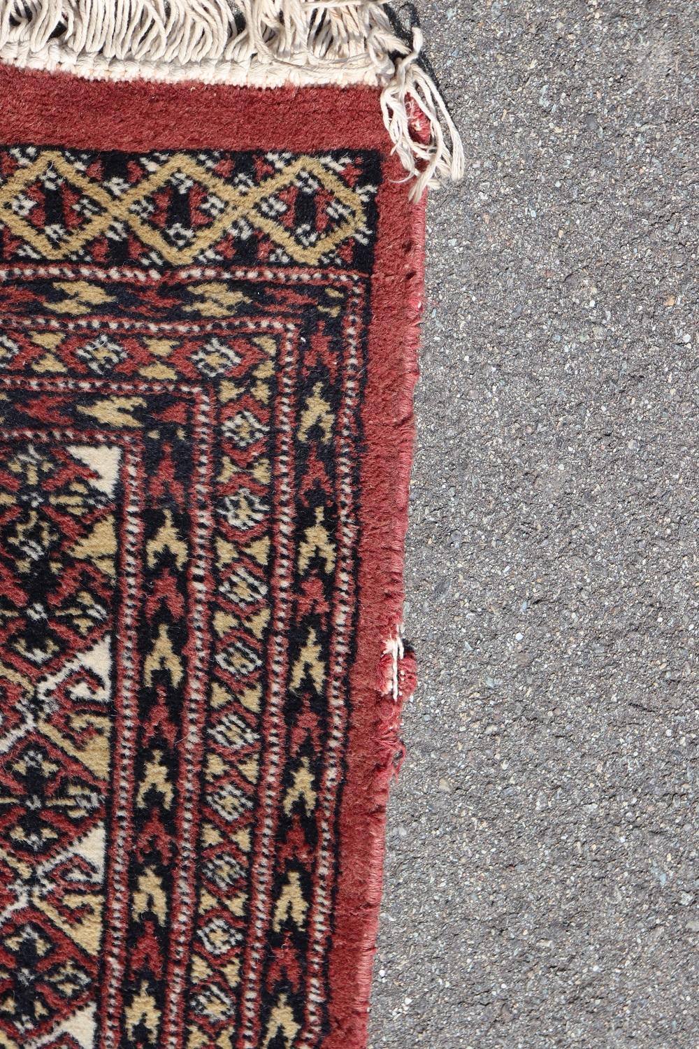 Handgefertigter antiker Bokhara-Teppich, frühes 20. Jahrhundert (Afghanisch) im Angebot
