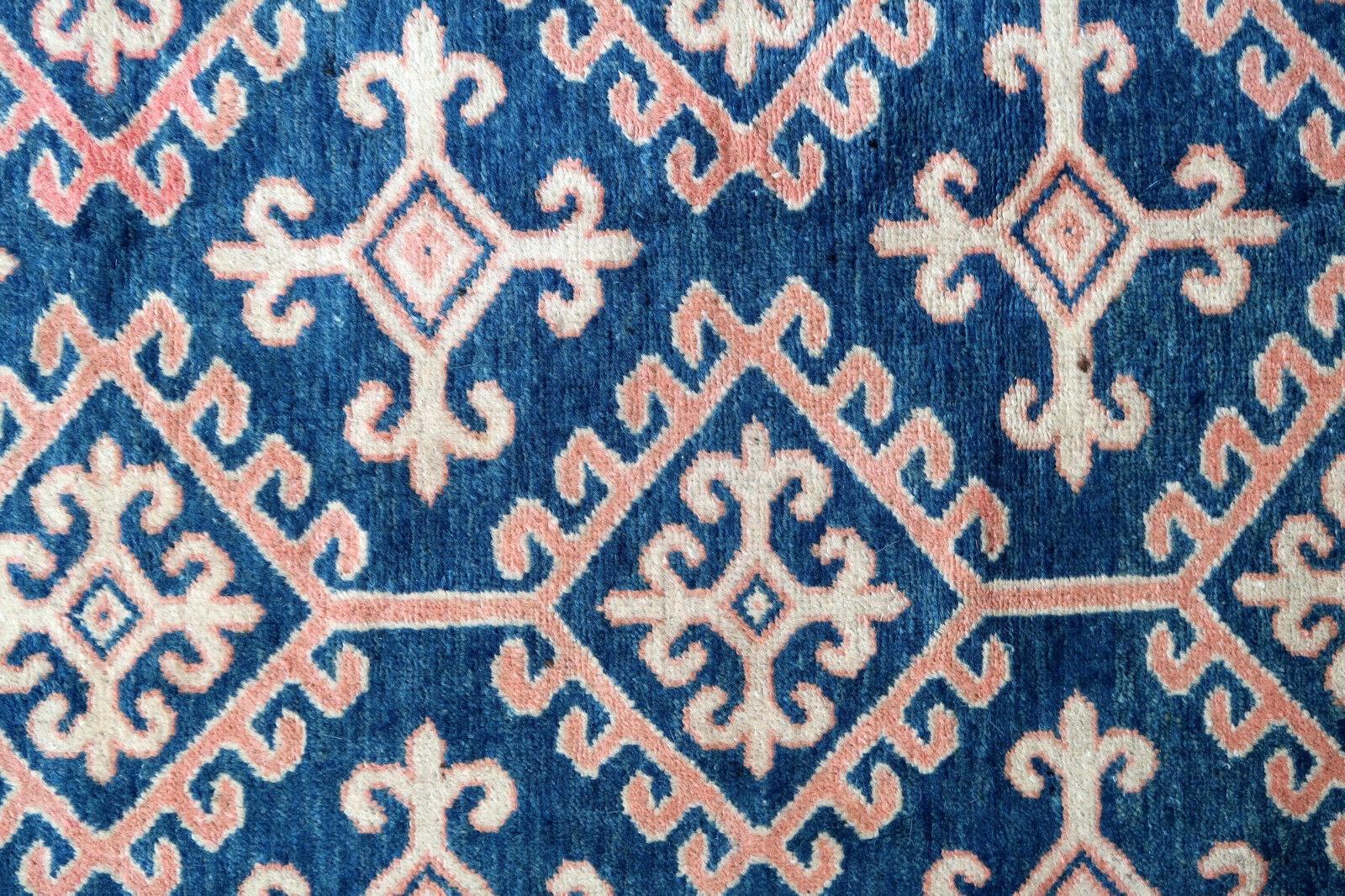 Handgefertigter antiker kaukasischer Avar-Teppich, 1900er Jahre, 1p49 (Russisch) im Angebot