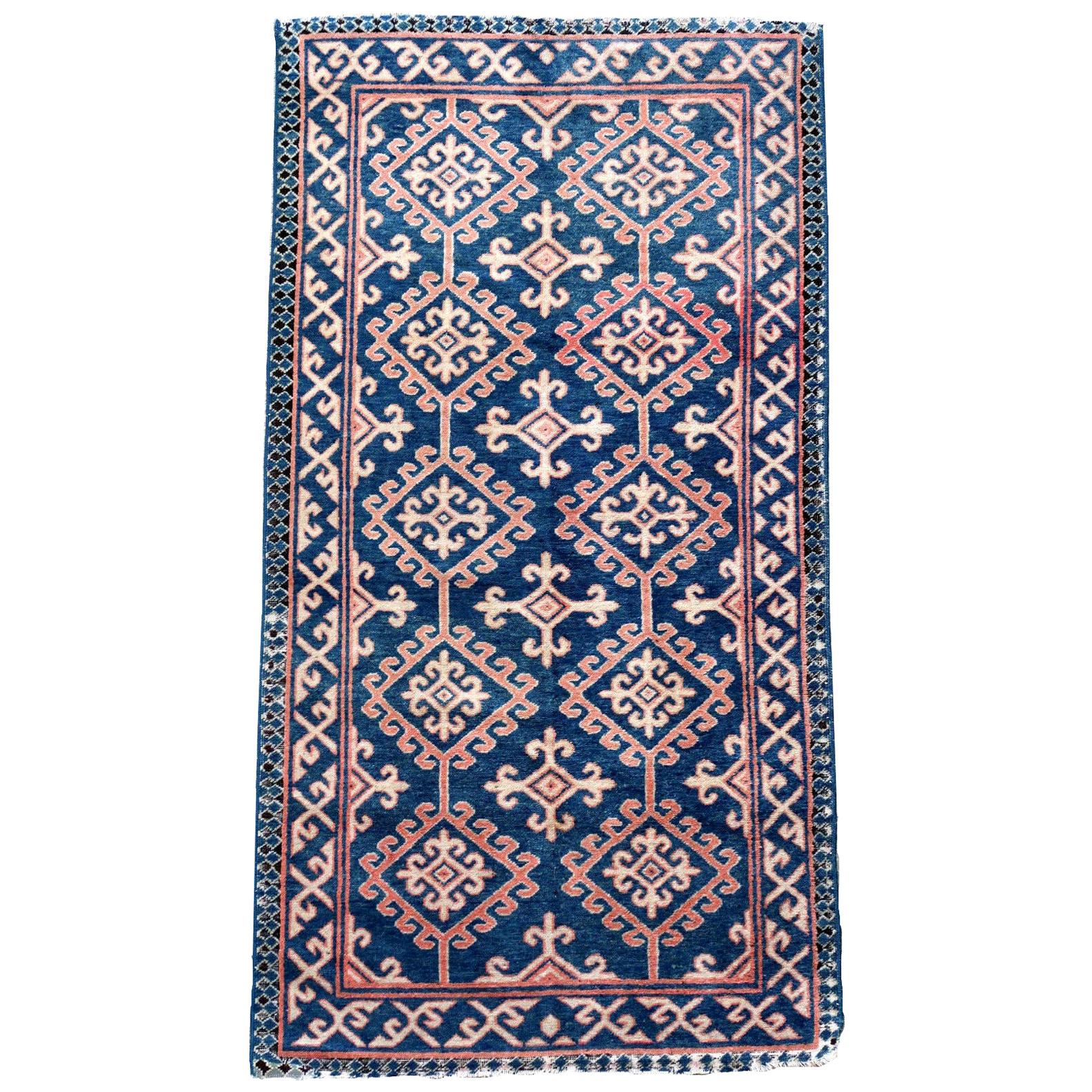 Handmade Antique Caucasian Avar Rug, 1900s, 1p49