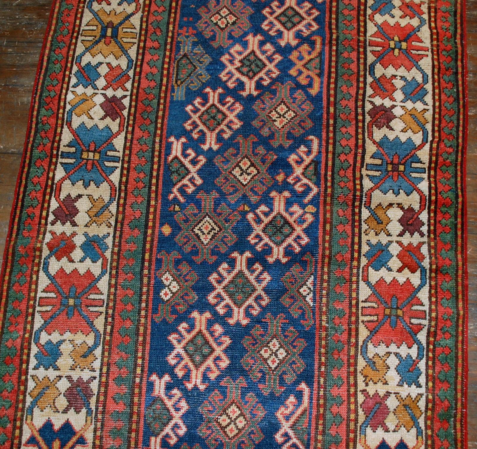 Handmade Antique Caucasian Gendje Rug, 1880s, 1B522 In Good Condition For Sale In Bordeaux, FR