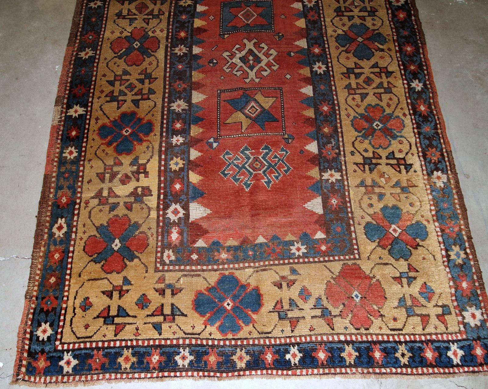 Handgefertigter antiker kaukasischer Kazak-Teppich, 1880er Jahre, 1B760 (Russisch) im Angebot