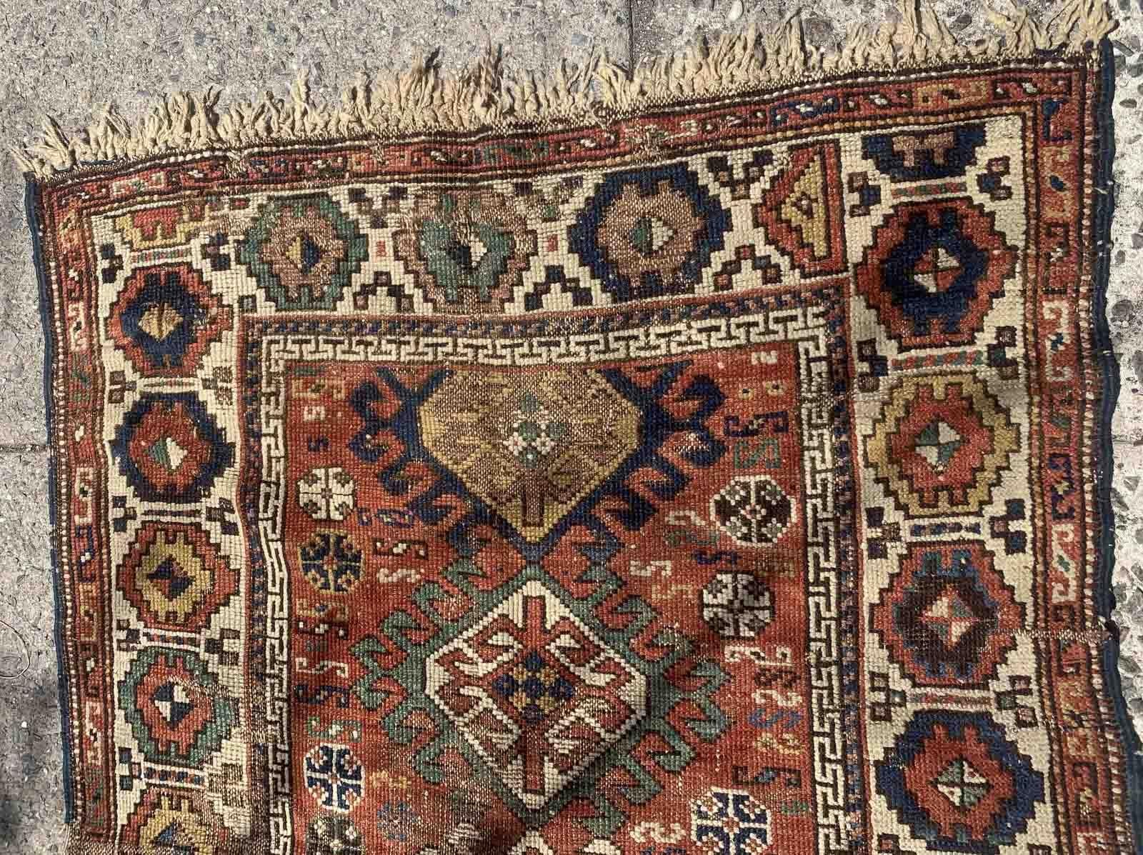 Tappeto antico caucasico Kazak fatto a mano, 1880, 1B934 In condizioni deteriorate in vendita a Bordeaux, FR