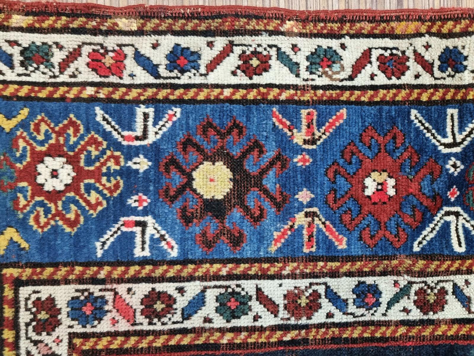 Handmade Antique Caucasian Kazak Rug 4.1' x 8.9', 1900s - 1D104 For Sale 4