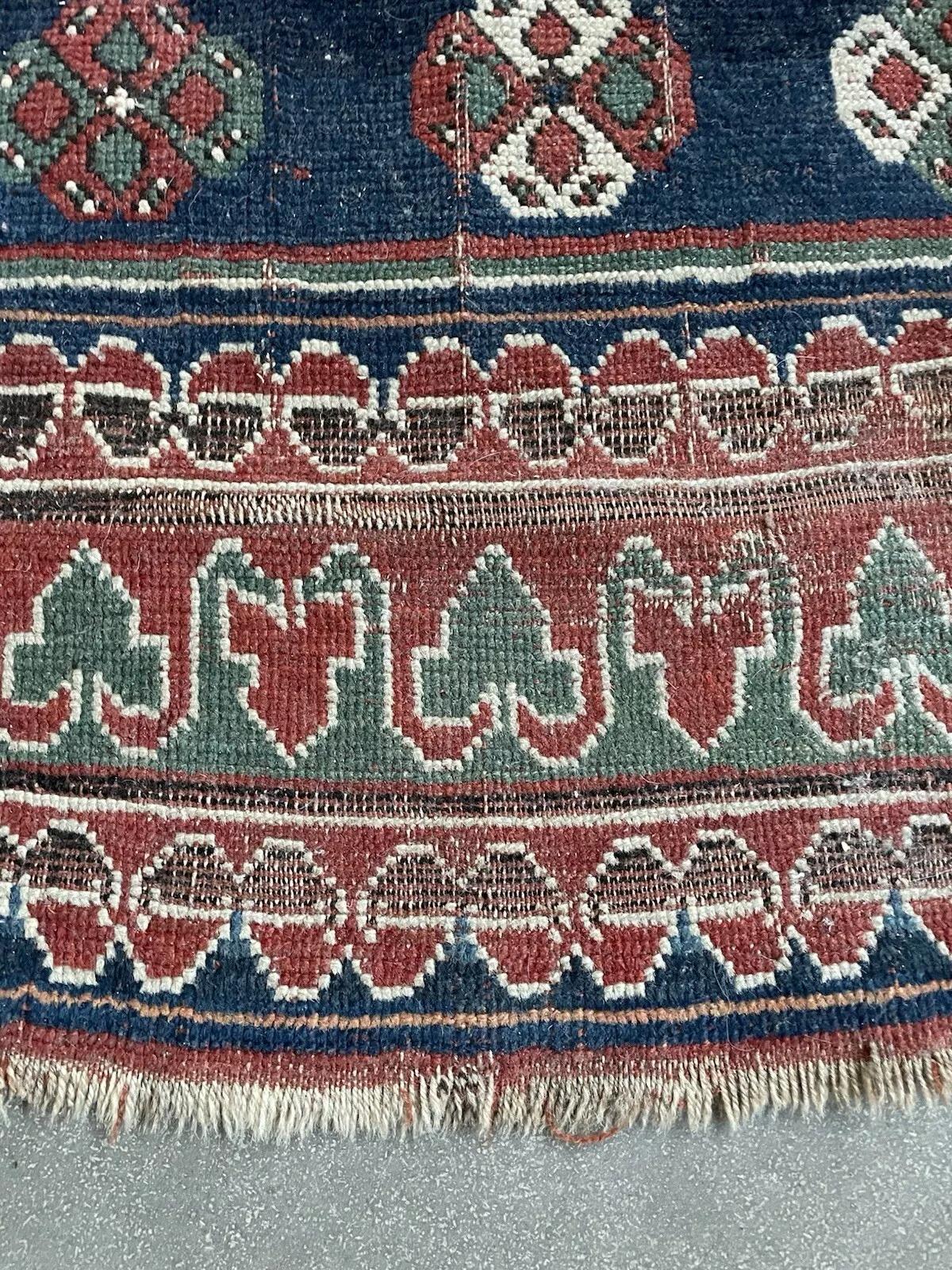 Late 19th Century Handmade Antique Caucasian Lezgi Rug 4.9' x 7.2', 1880s - 1N100 For Sale