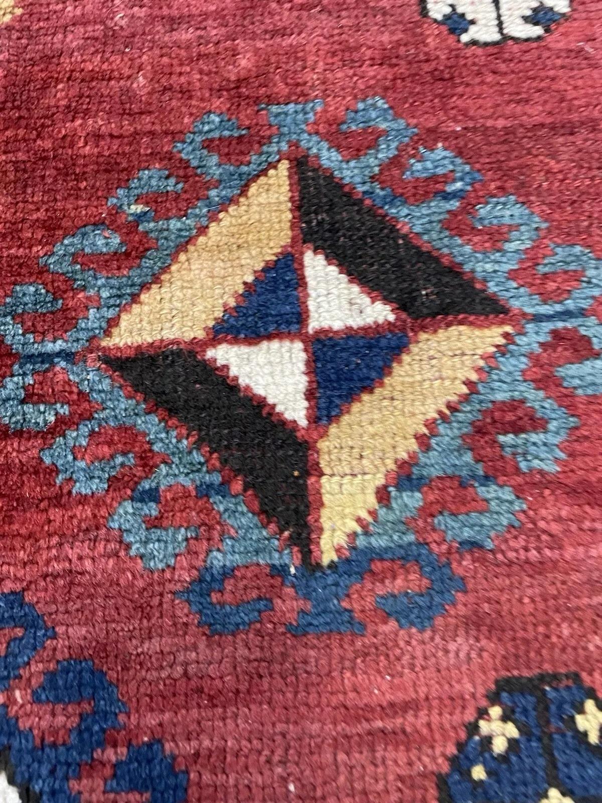Handmade Antique Caucasian Lori Pambak Rug 4.11' x 7.6', 1880s - 1N99 In Good Condition For Sale In Bordeaux, FR