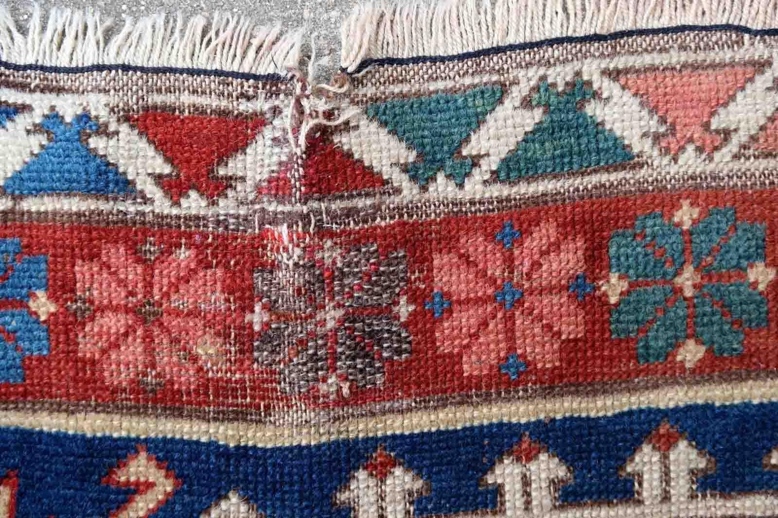 Handgefertigter antiker kaukasischer Schirwan-Teppich, 1870er Jahre, 1P101 (Handgeknüpft) im Angebot