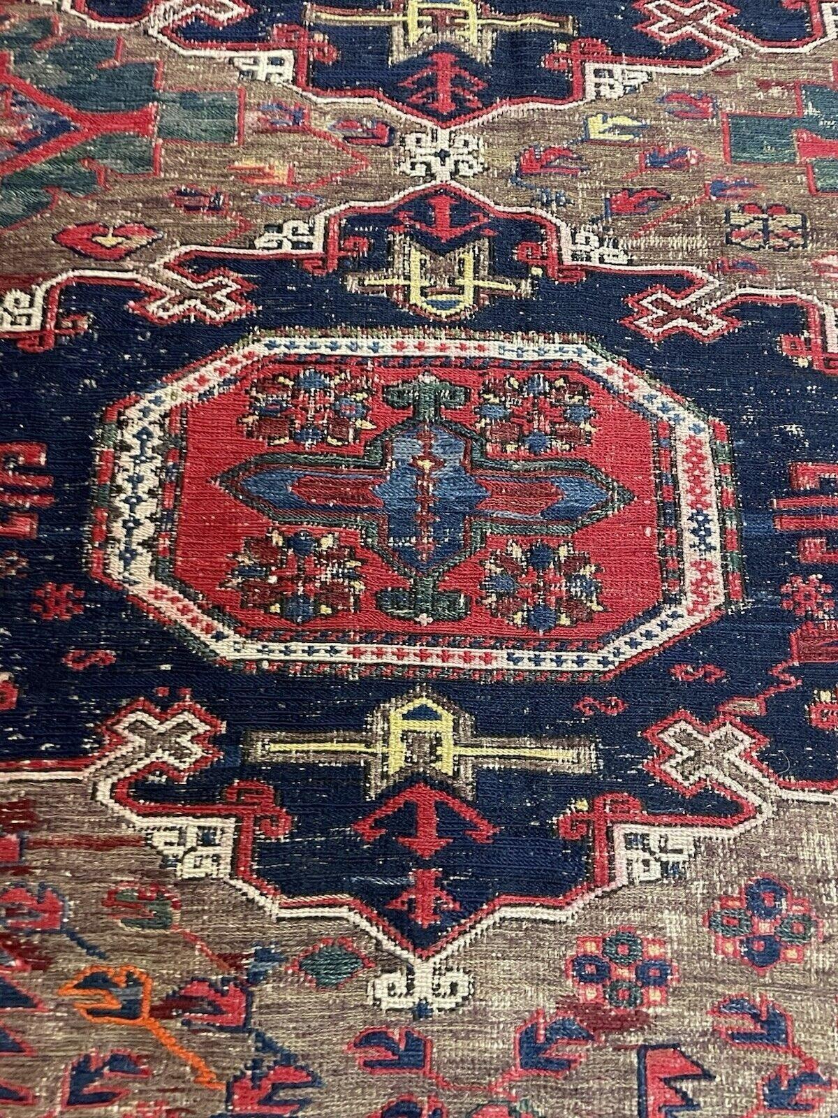 Tapis ancien caucasien Sumak fait main 4.5' x 5.7' 1900s - 1N89 en vente 5