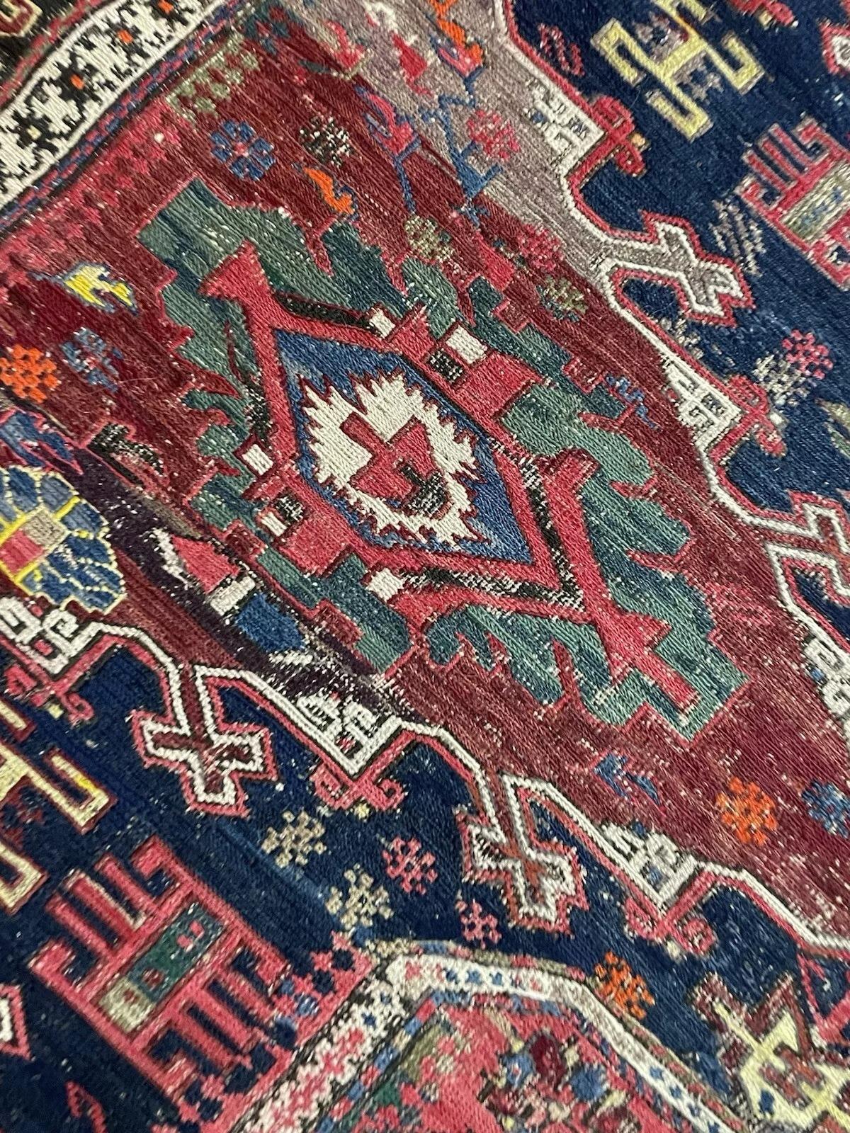 Tapis ancien caucasien Sumak fait main 4.5' x 5.7' 1900s - 1N89 en vente 1