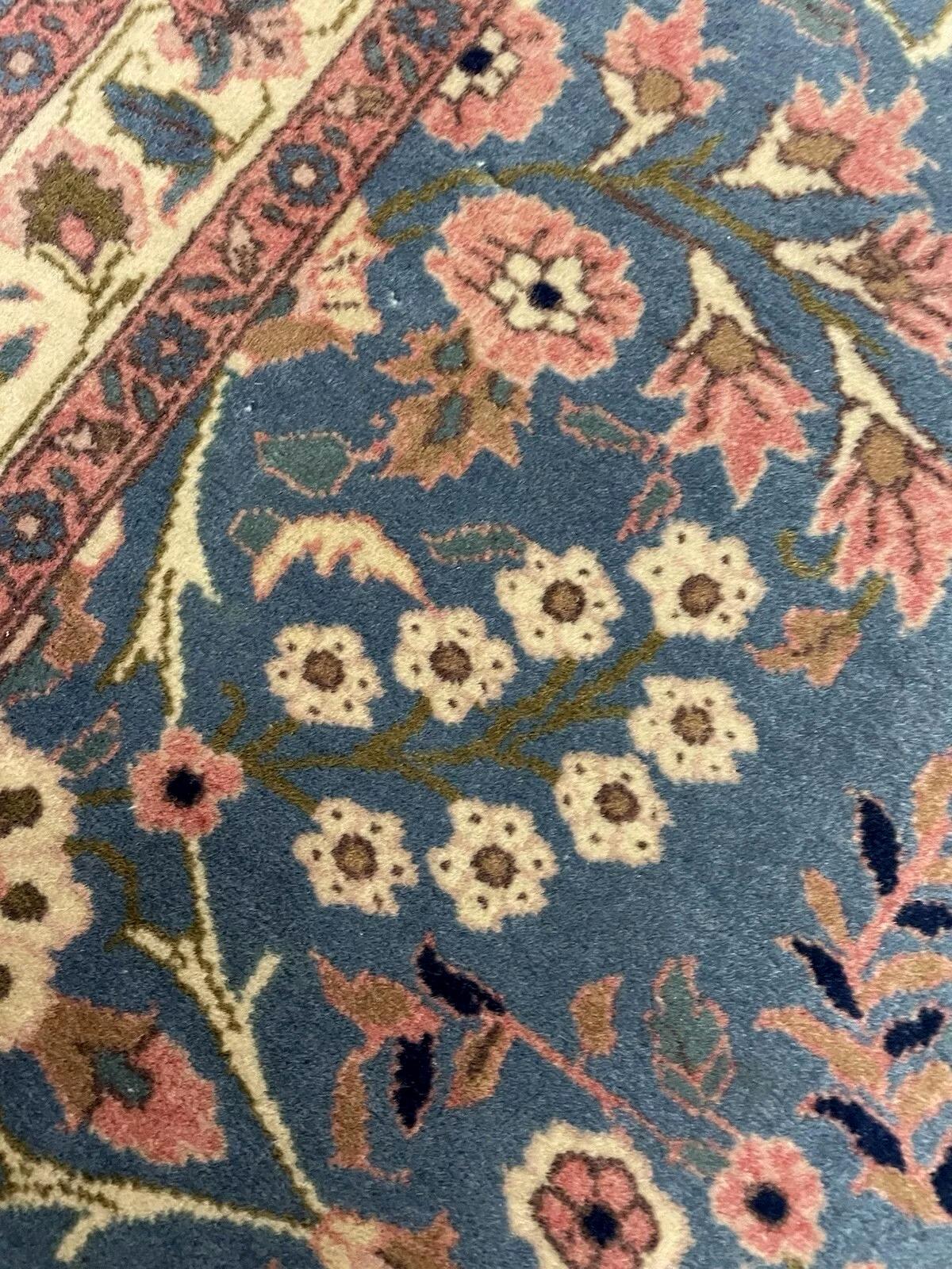 Début du 20ème siècle Tapis ancien caucasien Sumak fait main 4.5' x 5.7' 1900s - 1N90 en vente