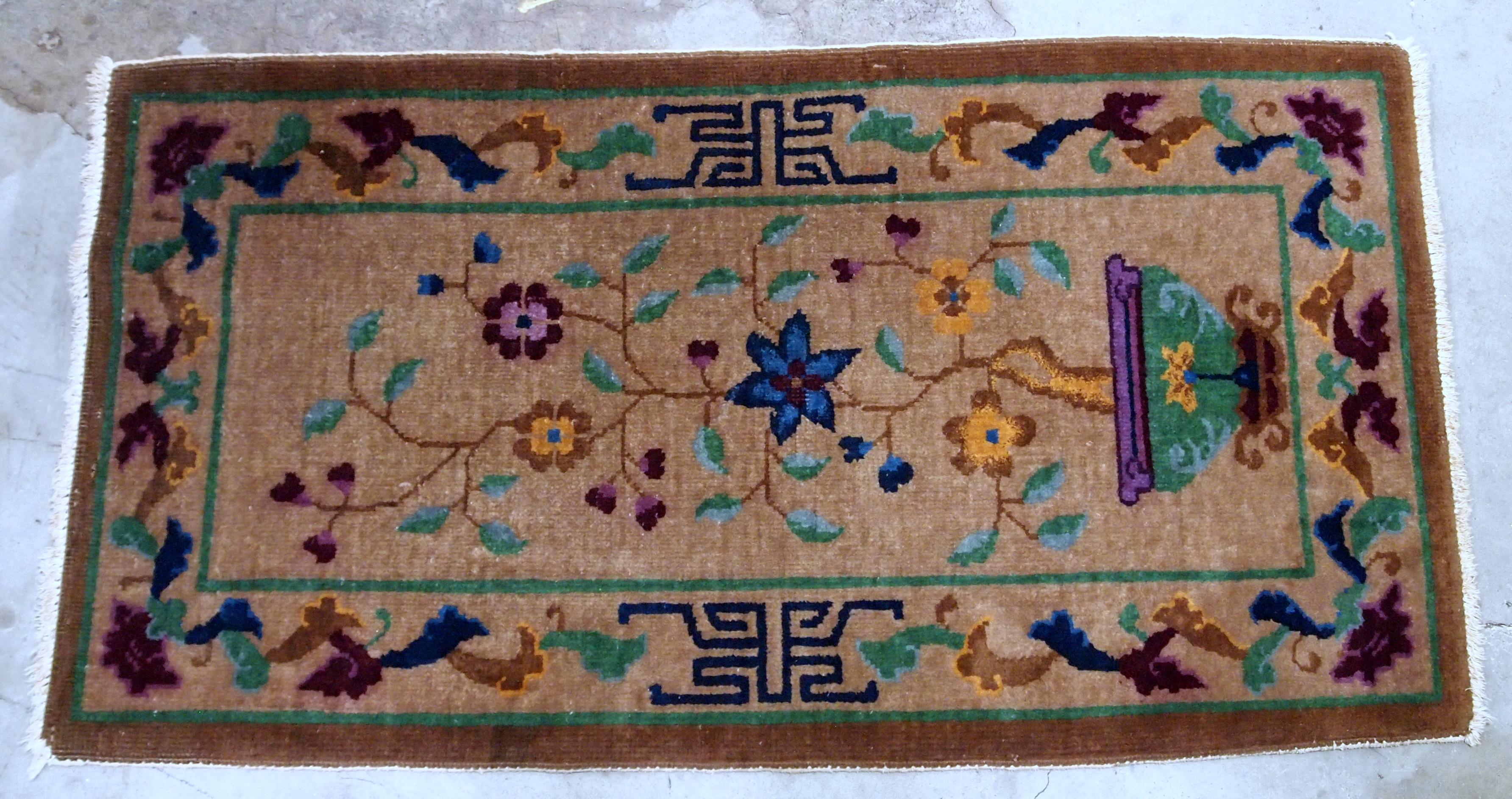 Handmade Antique Chinese Art Deco Rug, 1920s 2