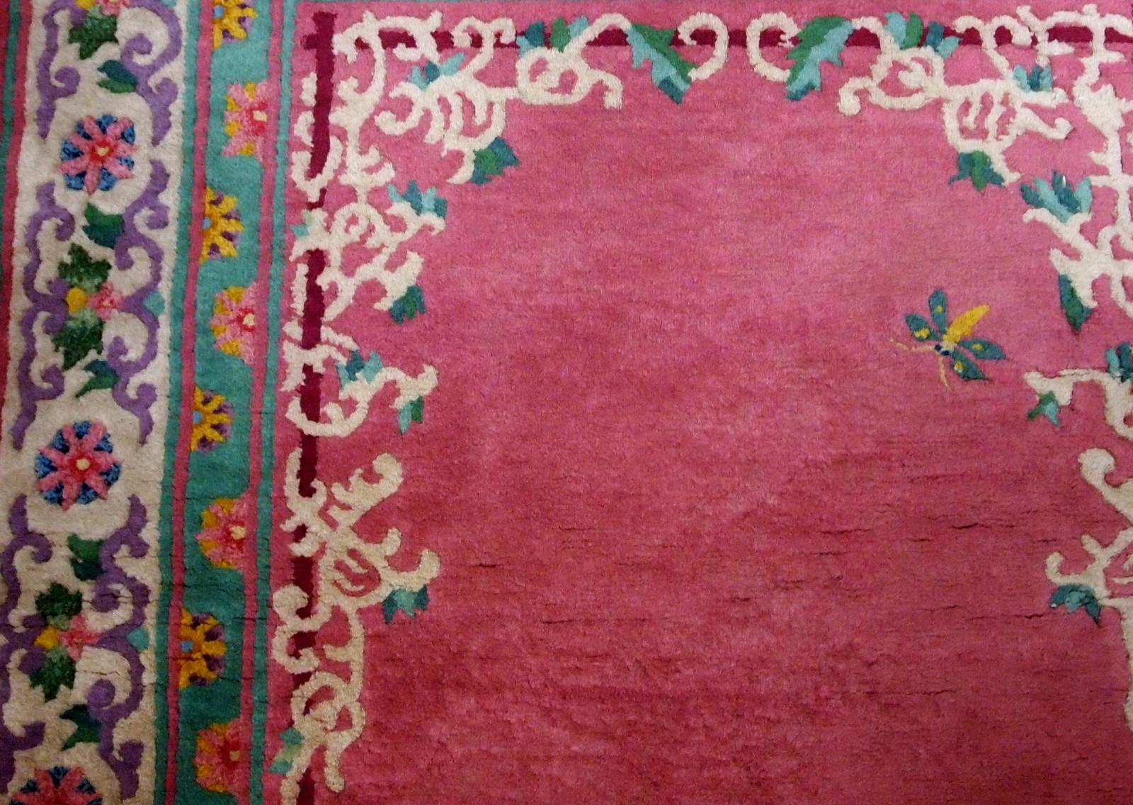 Handmade vintage Art Deco Chinese rug in fuchsia color and with all-over design. The rug is from 1930s, in original good condition.


  