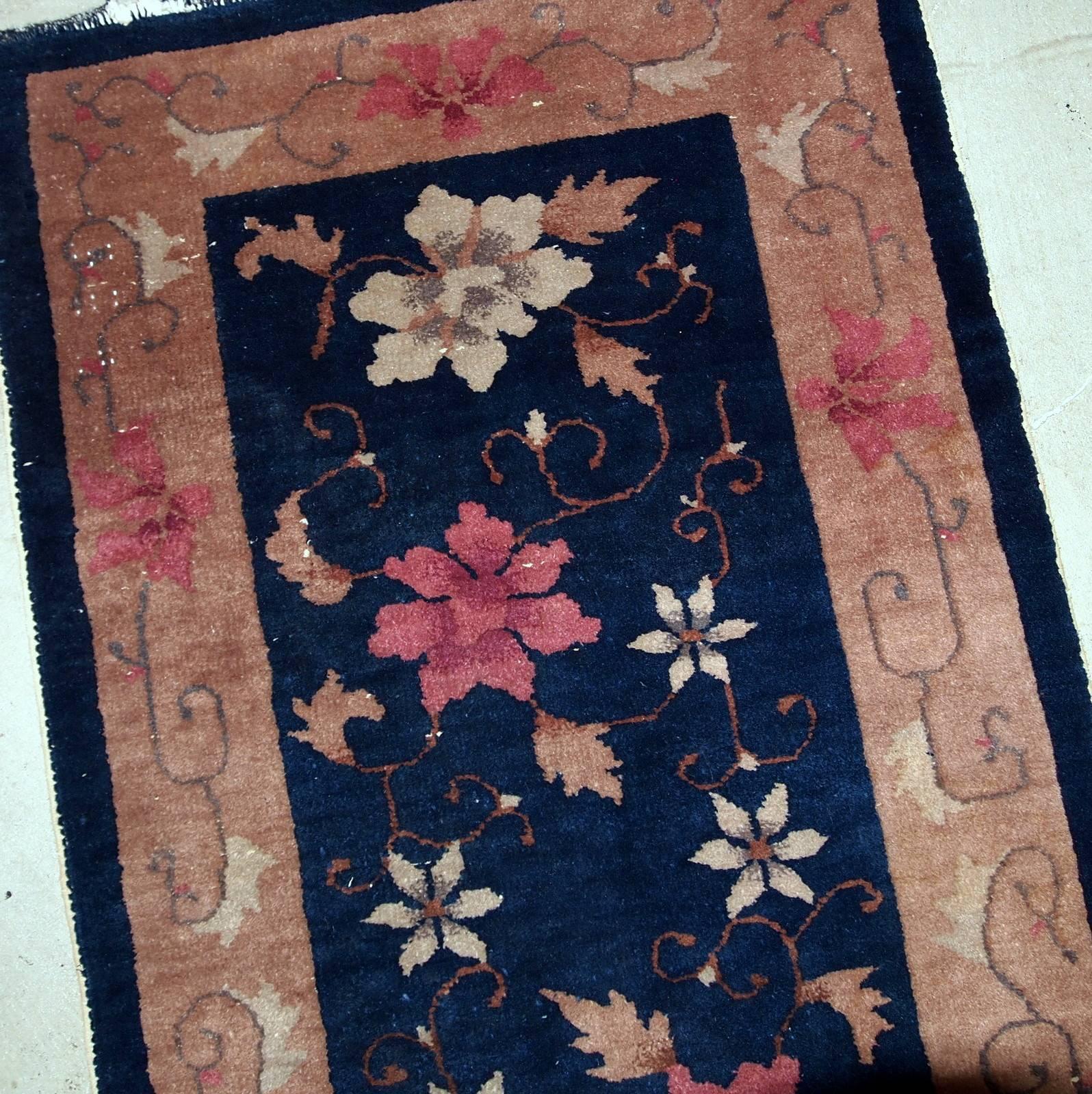 Handgefertigter antiker chinesischer Art-Déco-Teppich, 1920er Jahre, 1B608 im Zustand „Gut“ im Angebot in Bordeaux, FR