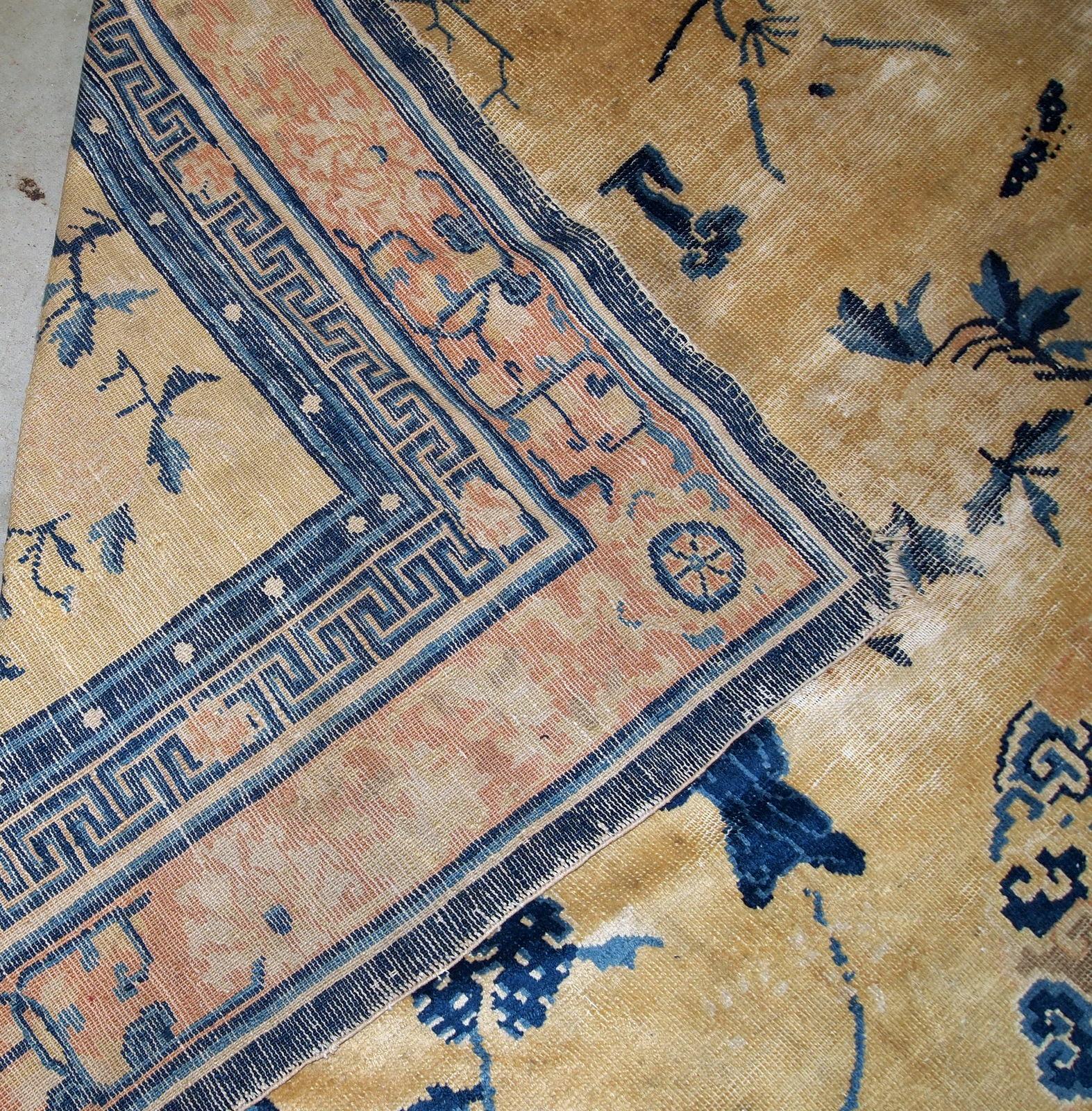 Tapis de collection antique chinois Ningxia, fait à la main, dans les tons jaunes. Le tapis est dans son état d'origine, avec des traces d'usure dues à l'âge.

-Condit : original, usure due à l'âge,

-Vers les années 1870,

-Taille : 6.1' x