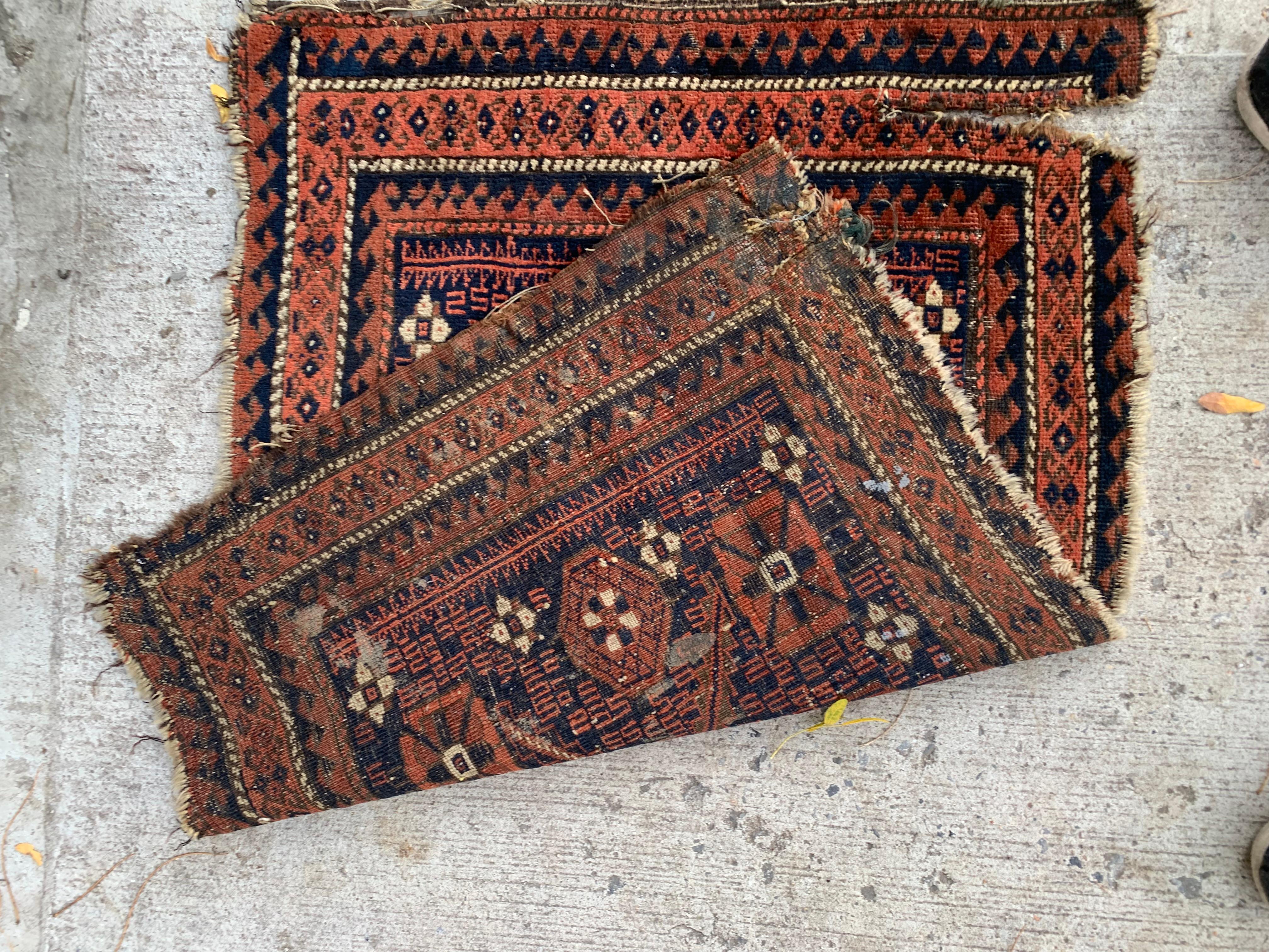 Noué à la main Tapis afghan Ersari Collecitble ancien fait à la main 2.1' x 3,3' 1870s - 2B38 en vente
