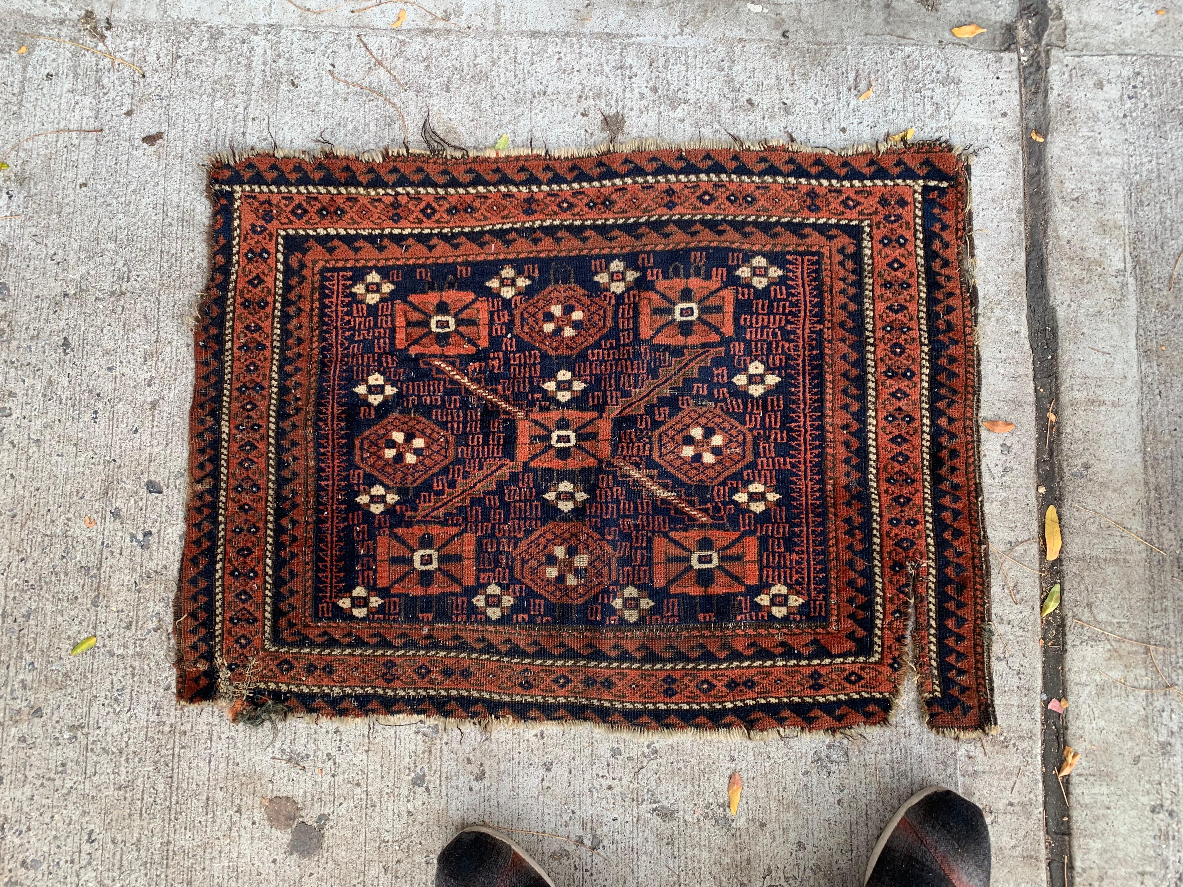 Laine Tapis afghan Ersari Collecitble ancien fait à la main 2.1' x 3,3' 1870s - 2B38 en vente