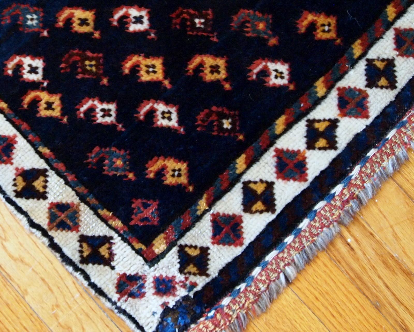 Cara de Bolso Estilo Luri Antiguo Coleccionable Hecho a Mano, Década de 1890, 1B603 en venta 1