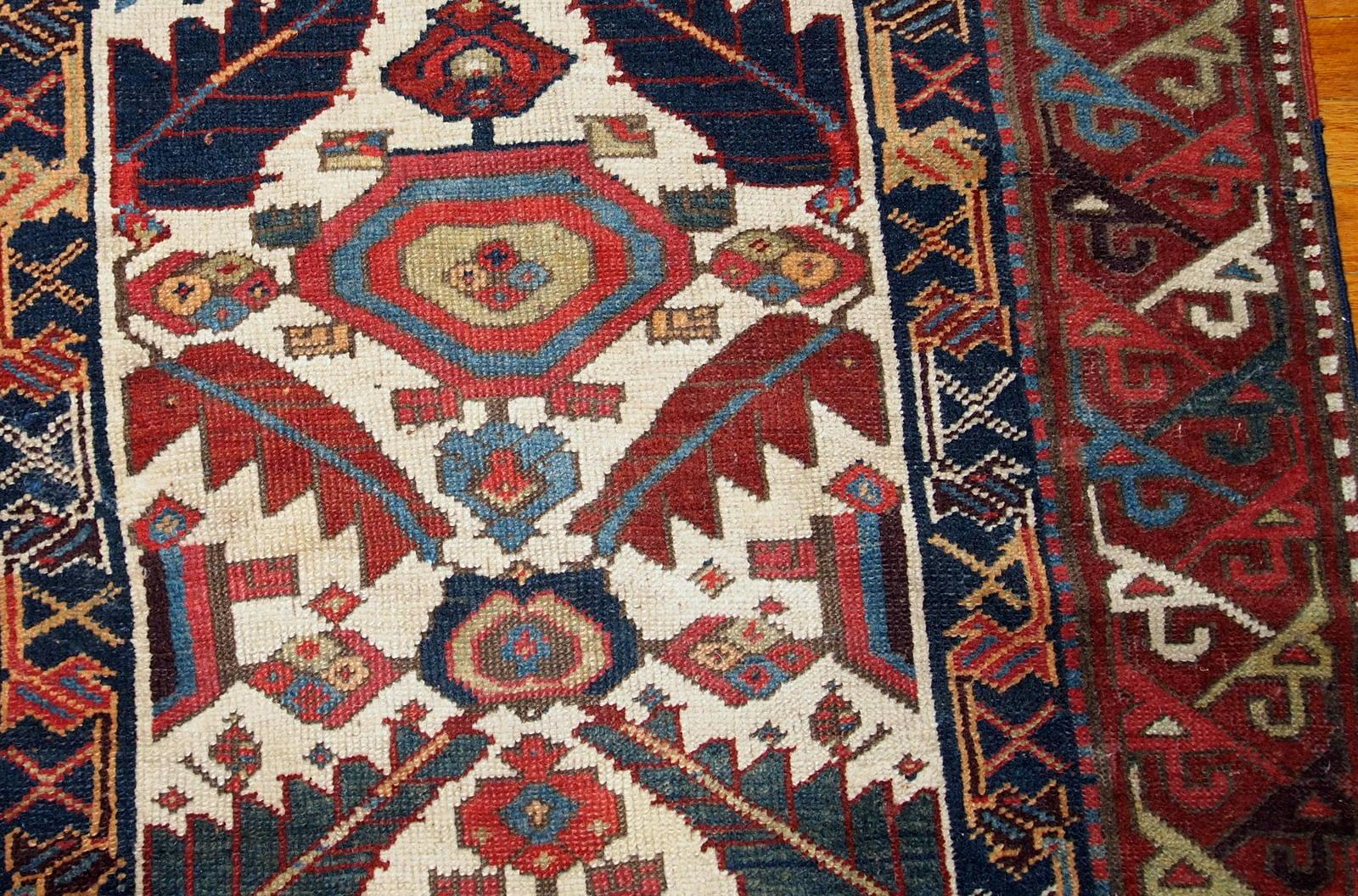 Asiatique Tapis de couloir de collection ancien de style Nothwest fait à la main, années 1840, 1B658 en vente
