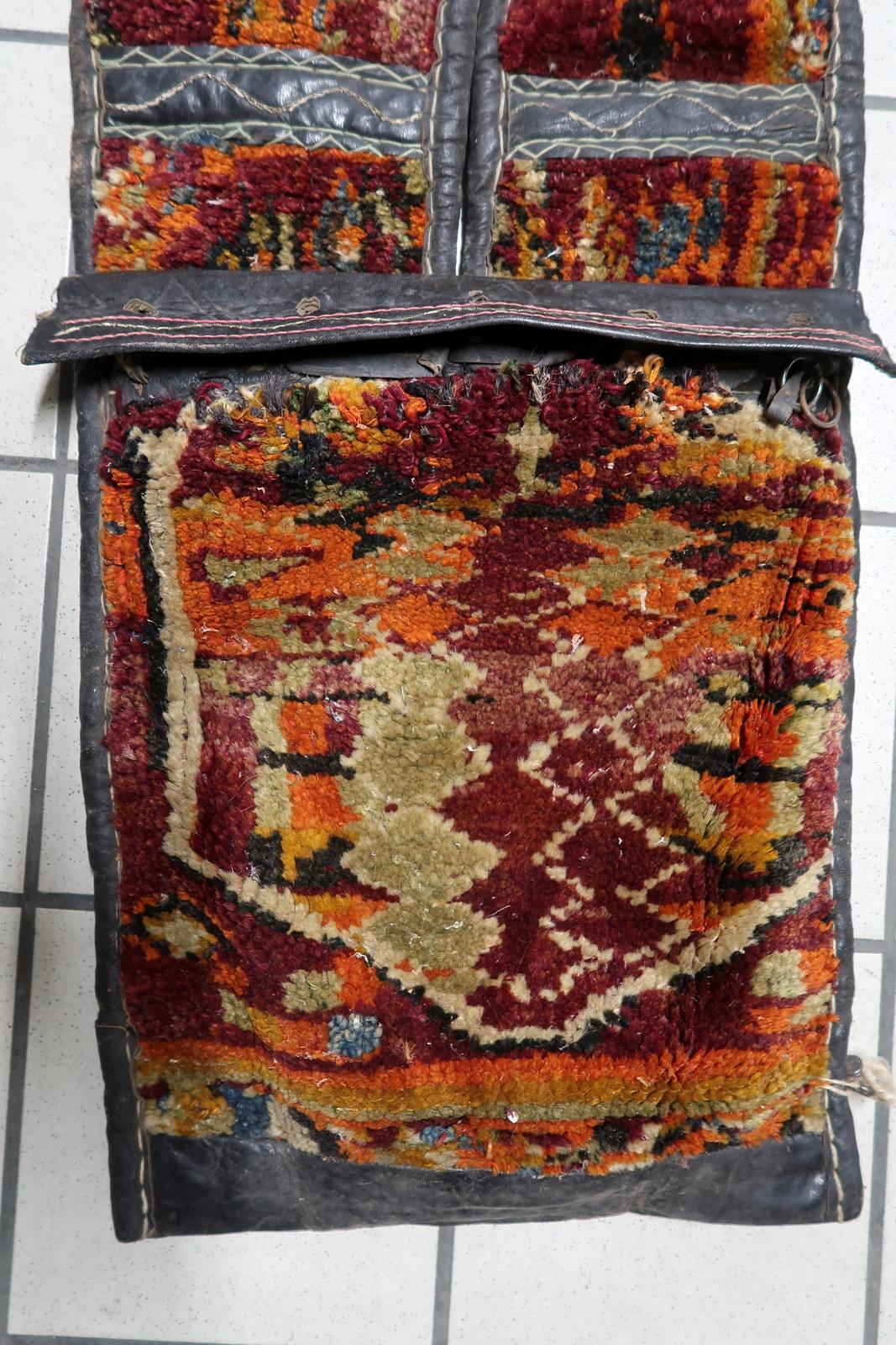 Francese Tappeto da collezione antico fatto a mano con borsa da sella persiana curda, anni 20 - 1C1189 in vendita