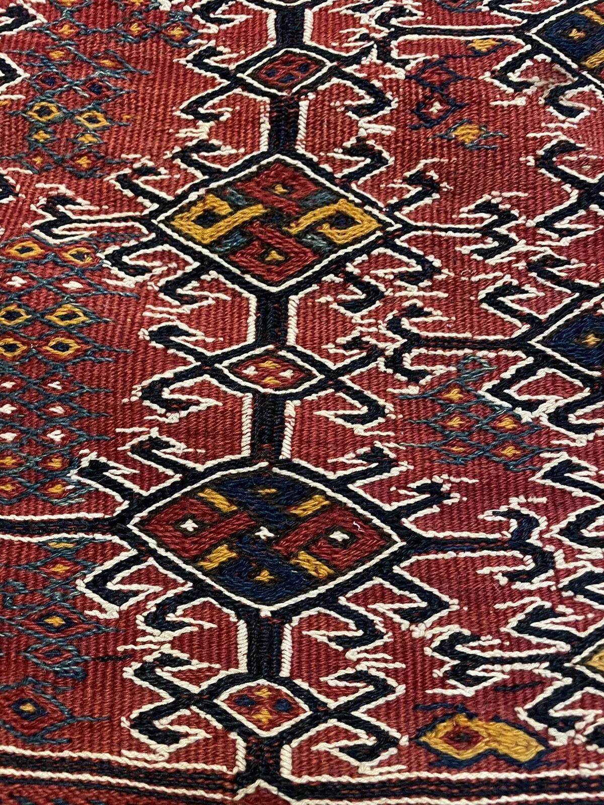 Sac à main de collection persan Luri 2.8' x 6,7', 1880s - 1N24 en vente 1