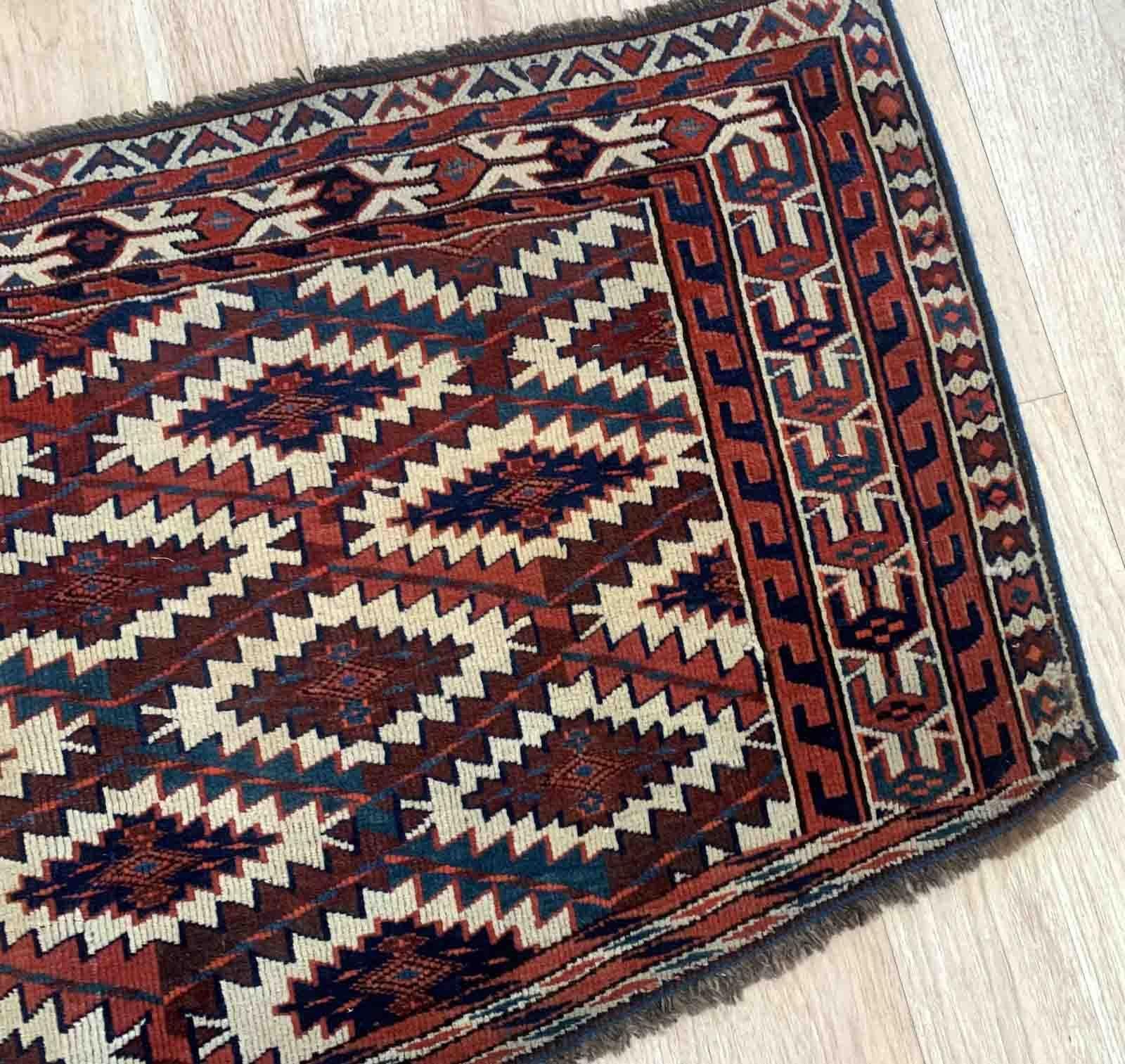 Handmade Antique Collectible Turkmen Asmalik Rug, 1870s, 1B933 In Good Condition For Sale In Bordeaux, FR