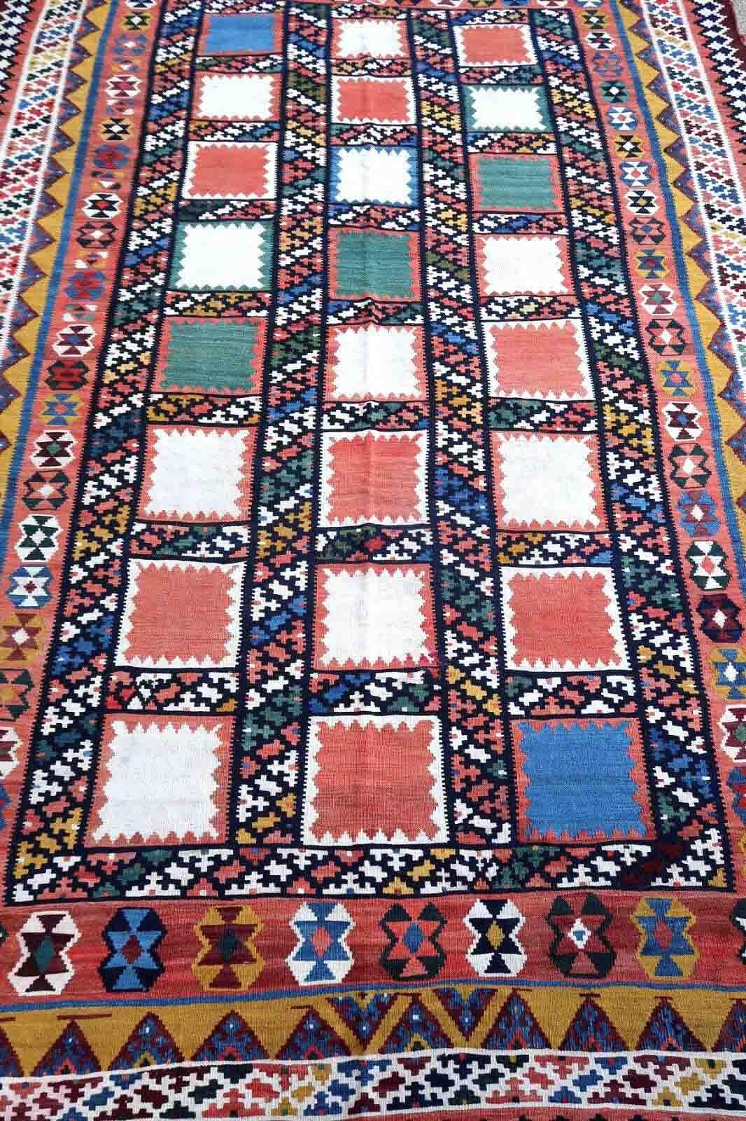 Handmade Antique Gashkai Style Kilim, 1920s, 1C449 In Good Condition For Sale In Bordeaux, FR