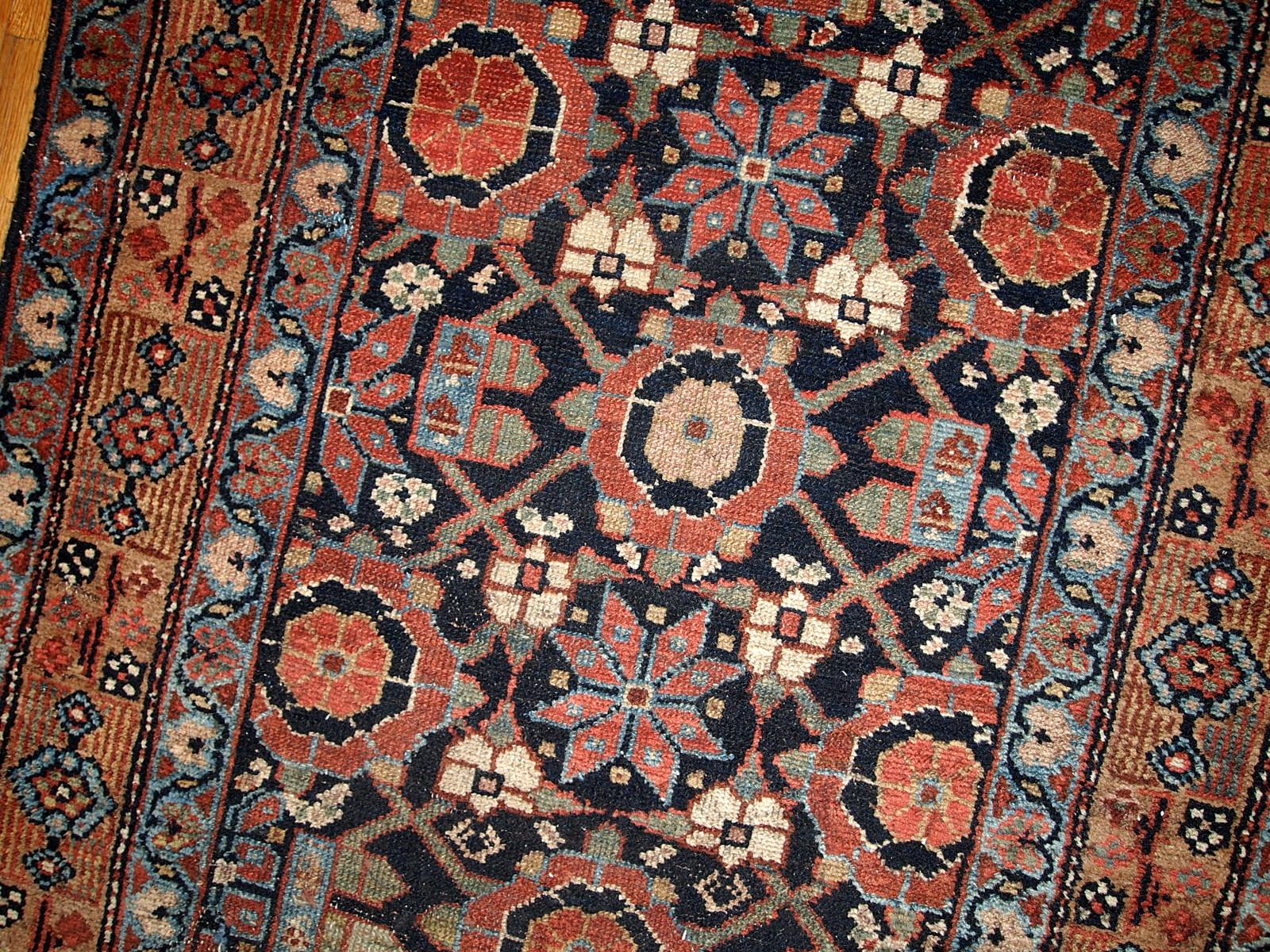 Handmade Antique Hamadan Style Runner, 1900s, 1B438 In Good Condition For Sale In Bordeaux, FR