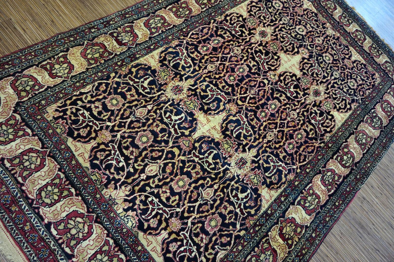Tapis ancien de style Isfahan fait à la main, années 1900, 1D19 en vente 4