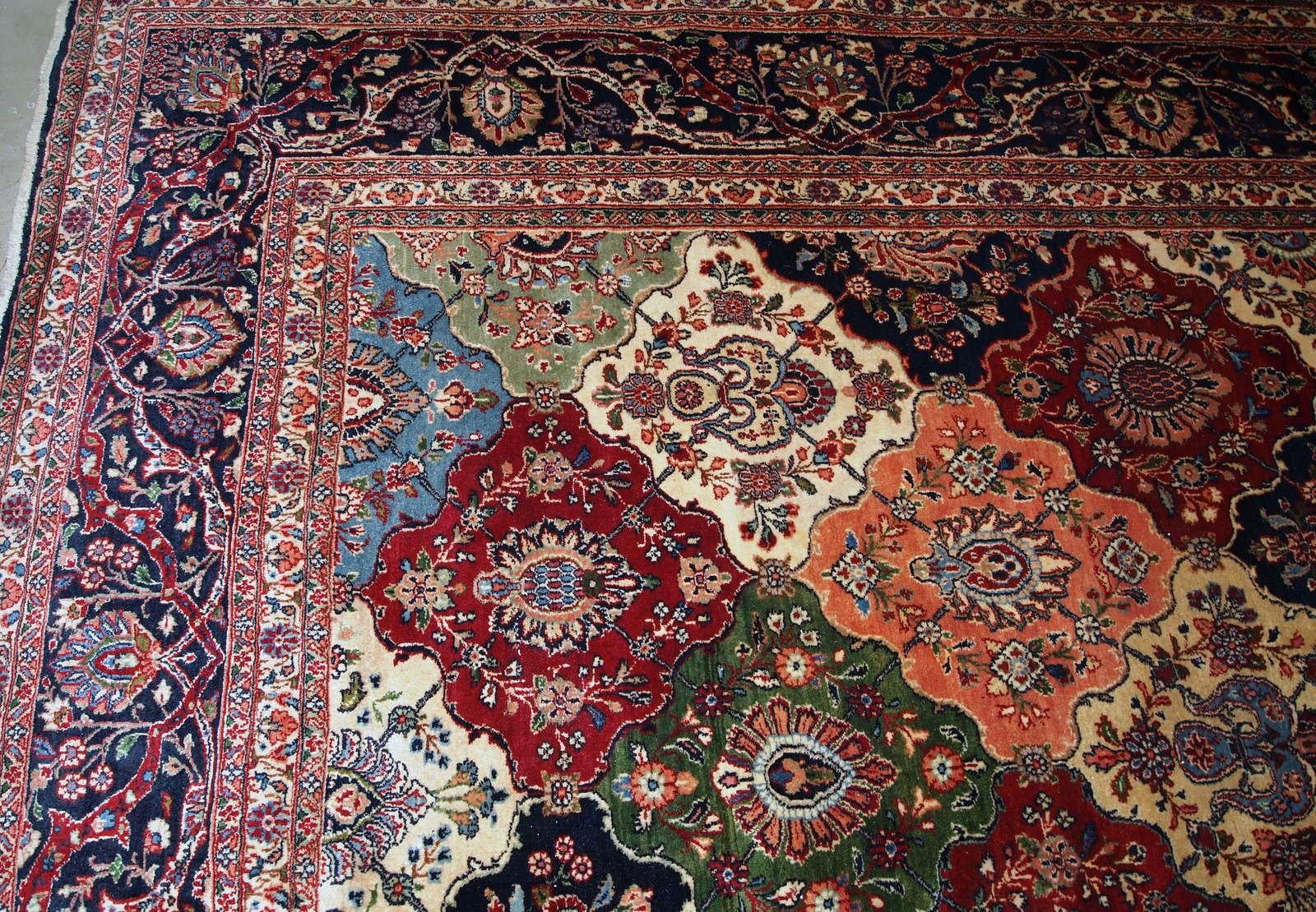 Handmade Antique Kashan Style Rug, 1910s, 1B724 For Sale at 1stDibs