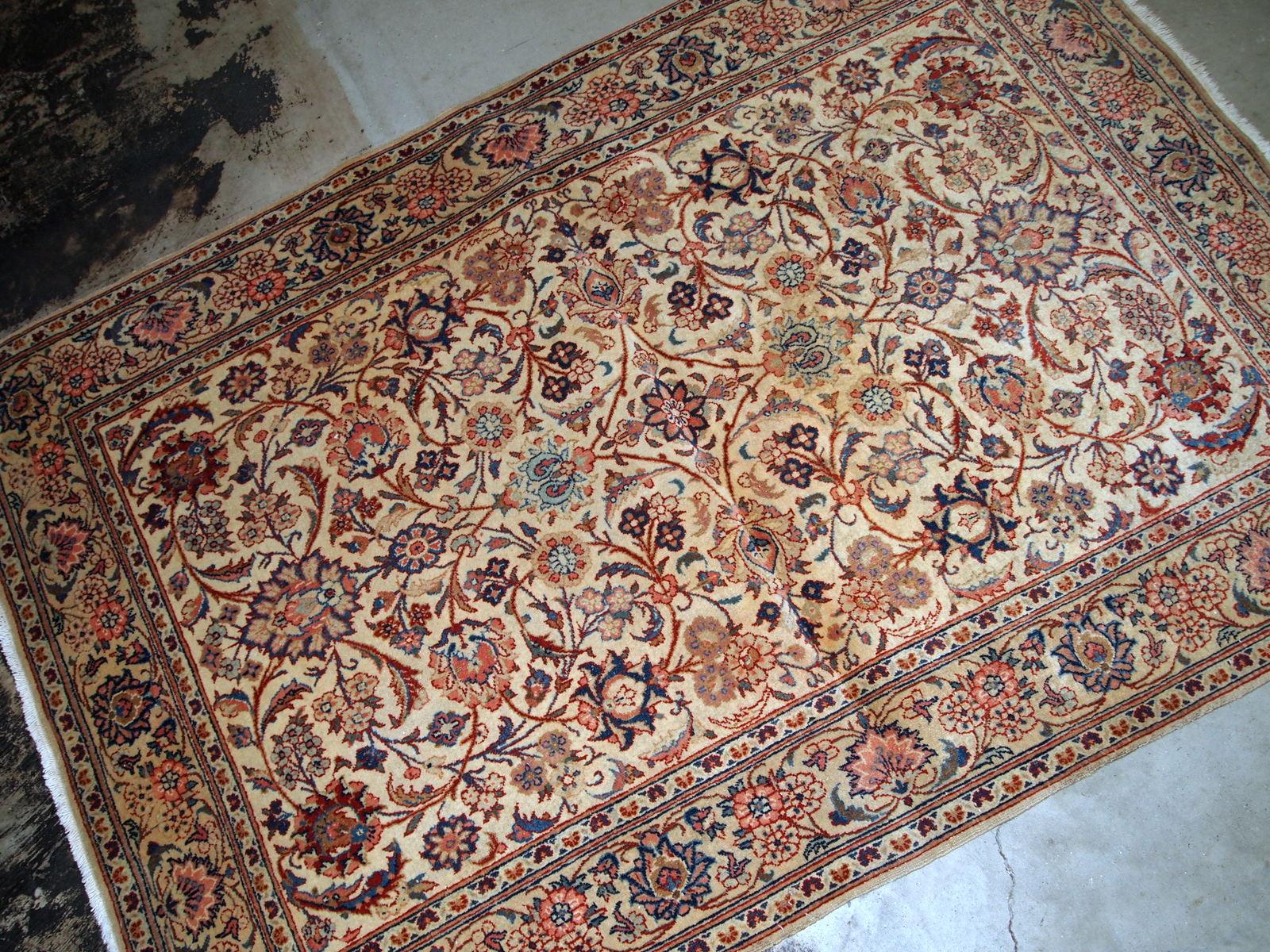 Annodato a mano Tappeto antico fatto a mano in stile Kashan, anni '10, 1B735 in vendita