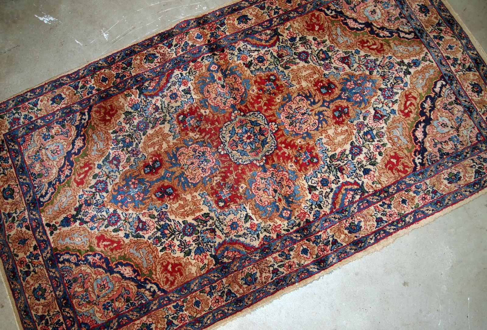 Early 20th Century Handmade Antique Kerman Style Rug, 1910s, 1B807 For Sale