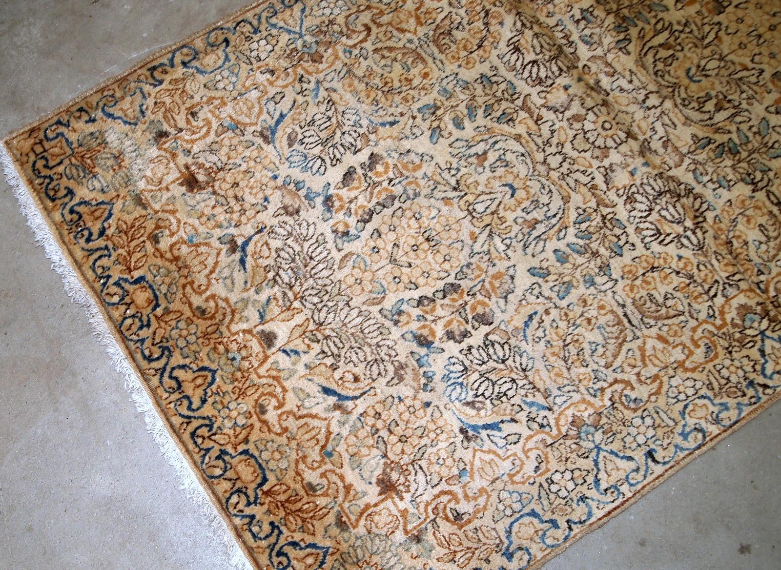 Hand-Knotted Handmade Antique Kerman Style Rug, 1920s, 1B746 For Sale