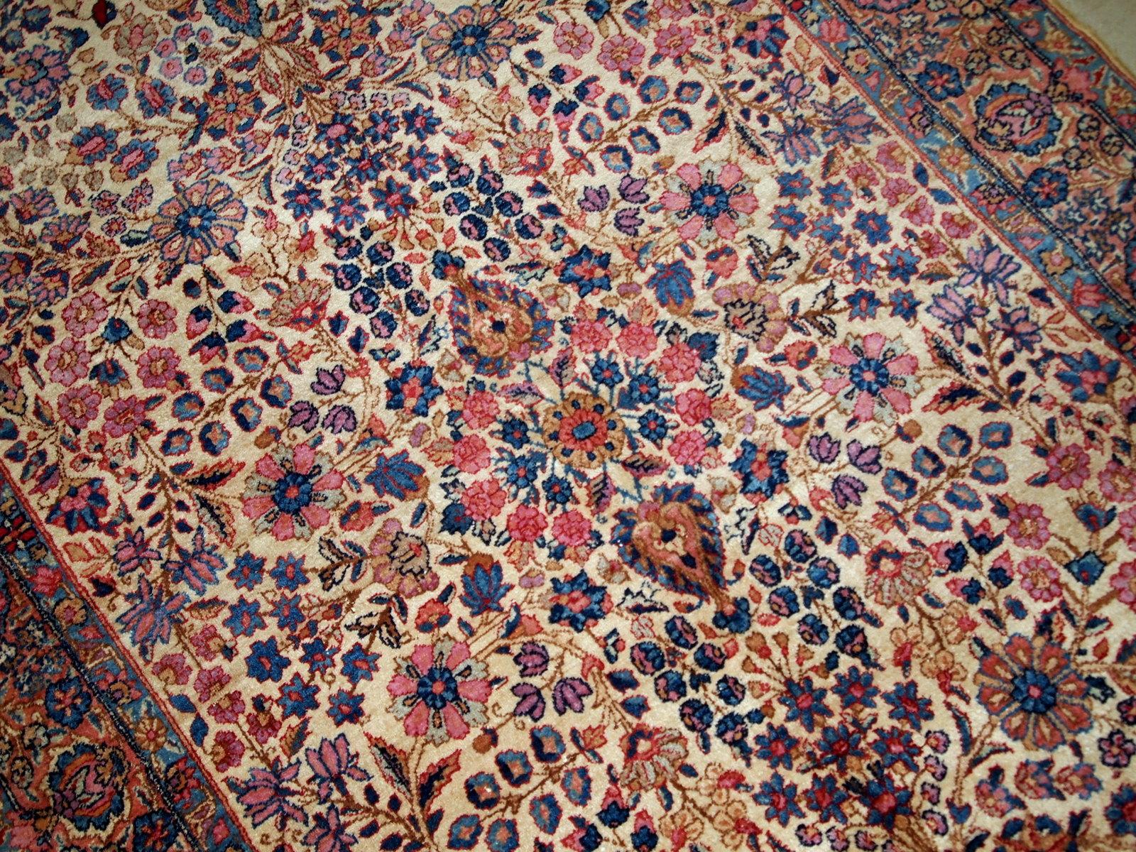 Handmade antique Kerman Style Rug, 1920s, 1B781 In Good Condition For Sale In Bordeaux, FR