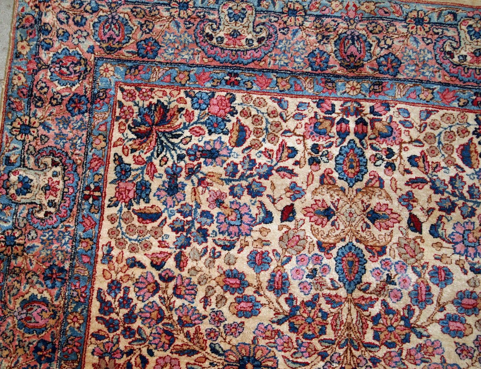 Handgefertigter antiker Teppich im Kerman-Stil, 1920er Jahre, 1B781 im Angebot 1