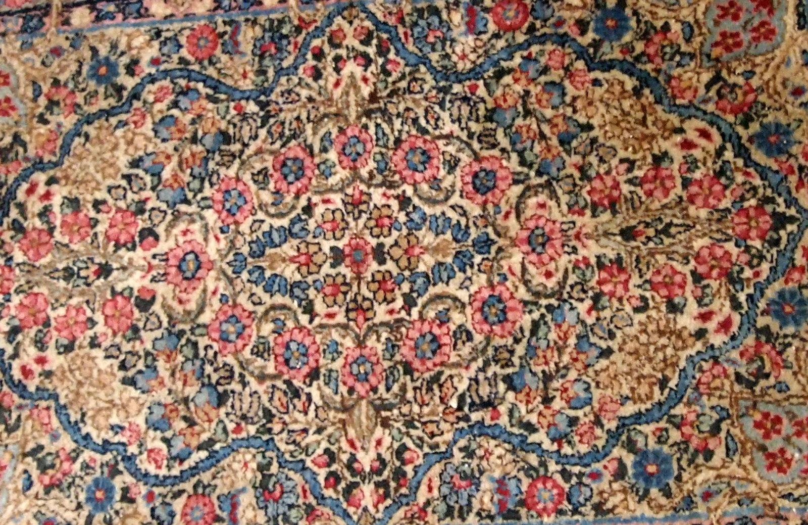 Indian Handmade Antique Kerman Style Rug, 1920s, 1B704 For Sale