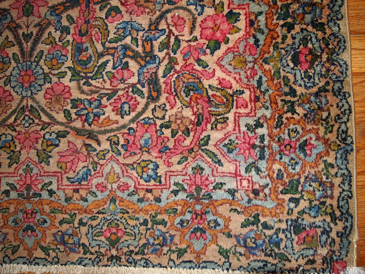 Handmade Antique Kerman Style Rug, 1920s, 1B158 In Fair Condition For Sale In Bordeaux, FR