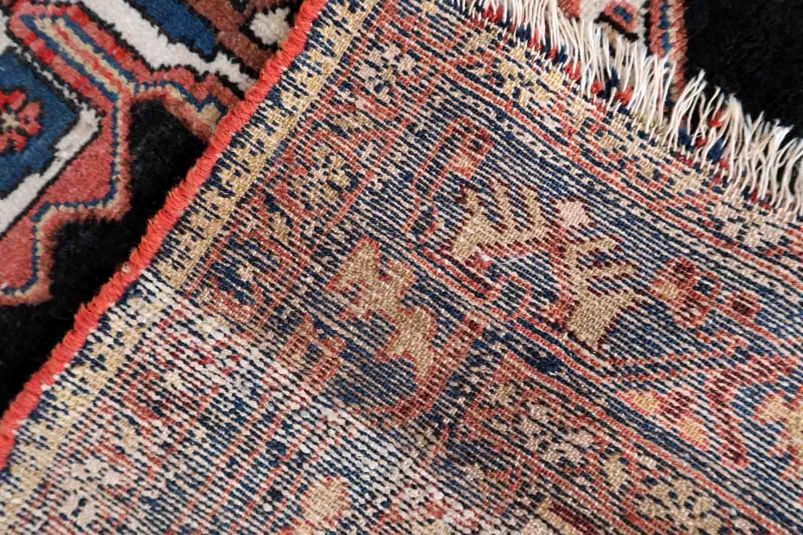 Handmade antique Malayer rug in black and white colors. The rug is from the beginning of 20th century in original condition, it has some low pile.

-condition: original, some pile,

-circa: 1920s,

-size: 4' x 6.5' (123cm x