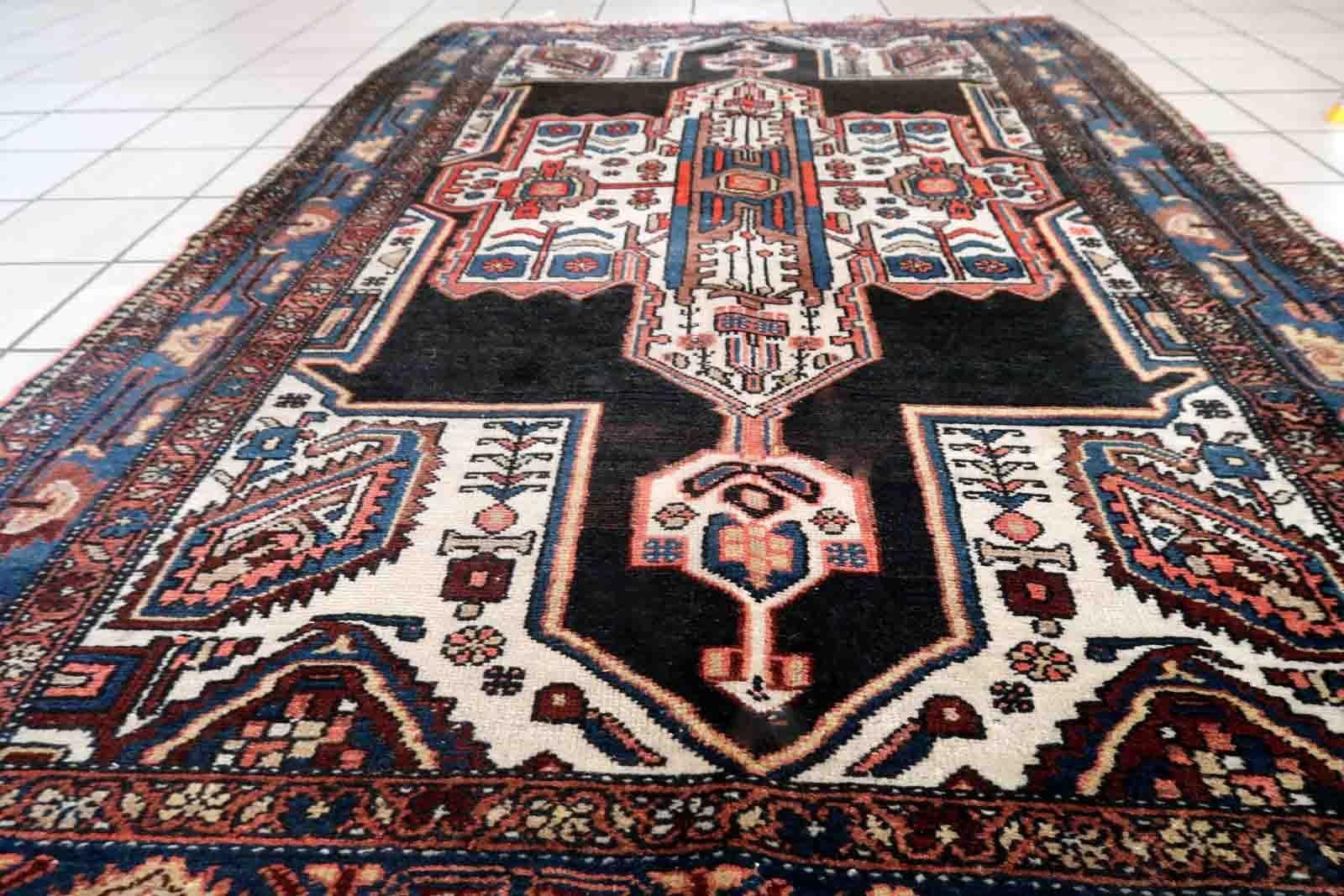 Hand-Knotted Handmade Antique Malayer Style Rug, 1920s, 1C999 For Sale