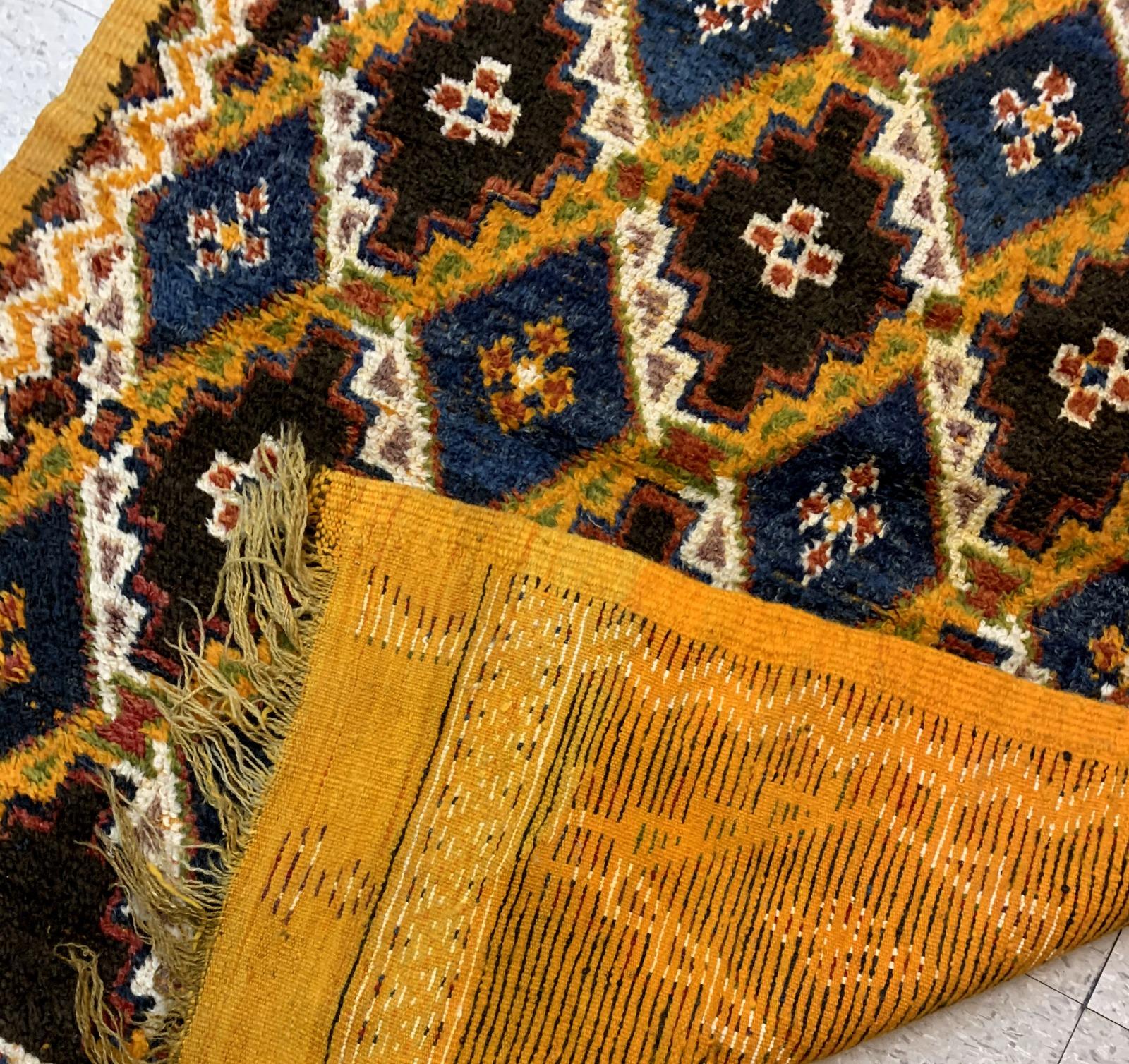 Wool Handmade Antique Moroccan Berber Kilim, 1880s, 1B871 For Sale