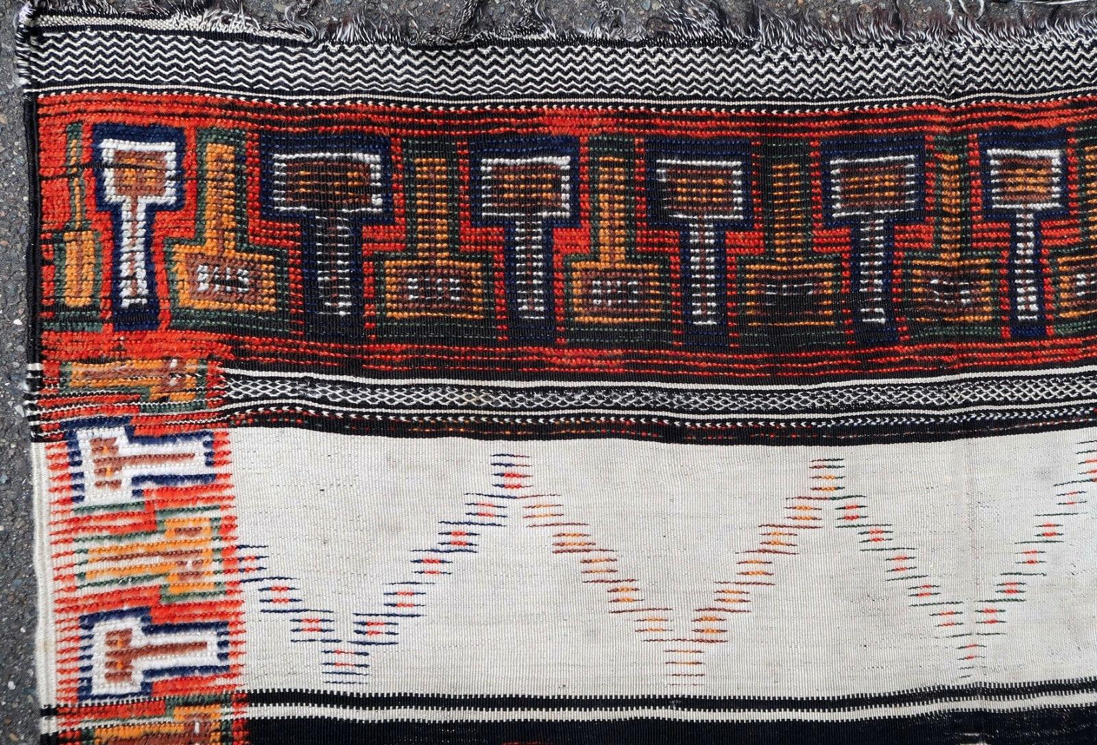 Handmade Antique Moroccan Berber Kilim, 1930s, 1P80 In Fair Condition For Sale In Bordeaux, FR